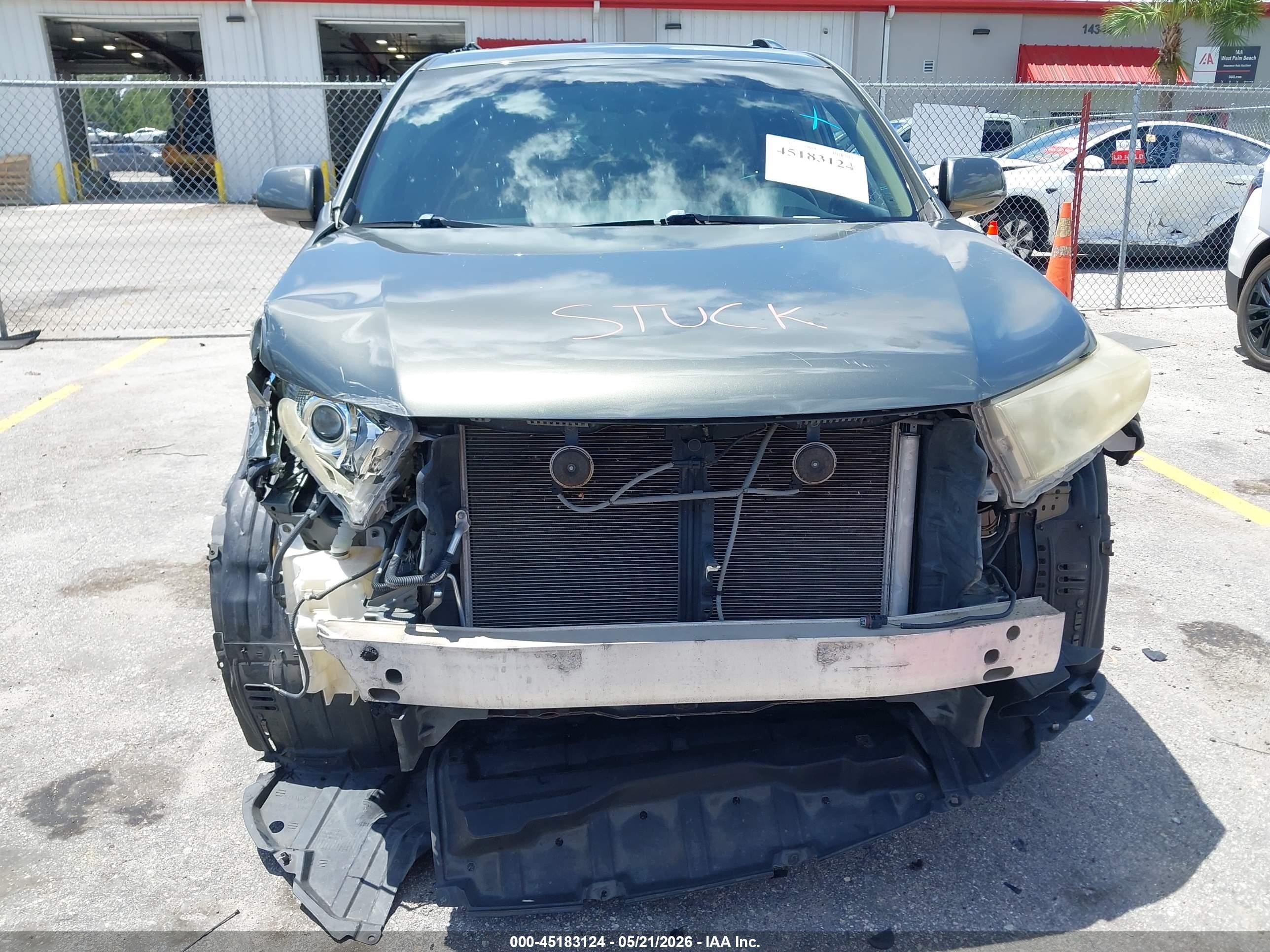 2011 Toyota Highlander Limited V6 Серый vin: 5TDYK3EH4BS027568