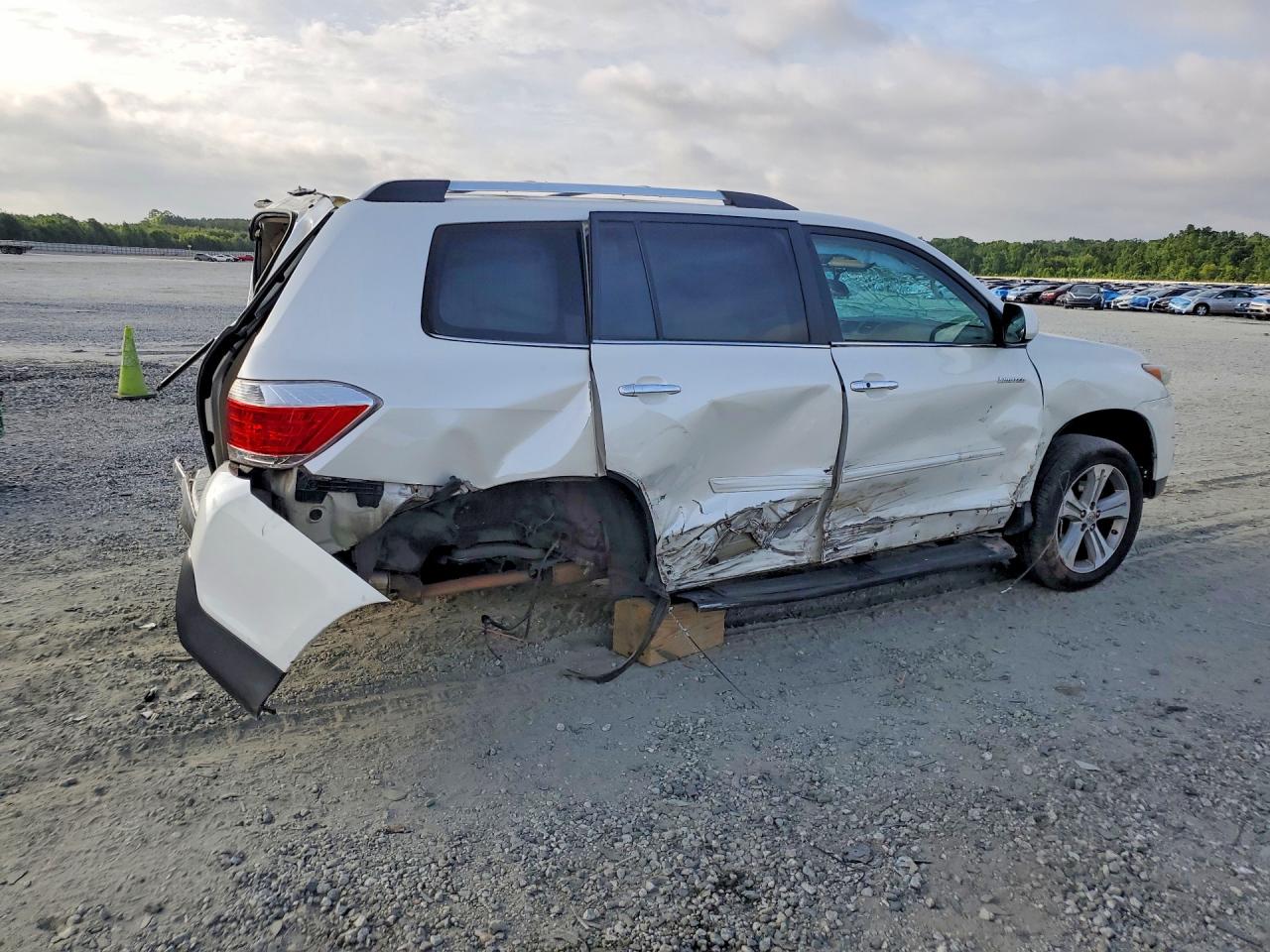 2012 Toyota Highlander Limited White vin: 5TDYK3EH4CS084113