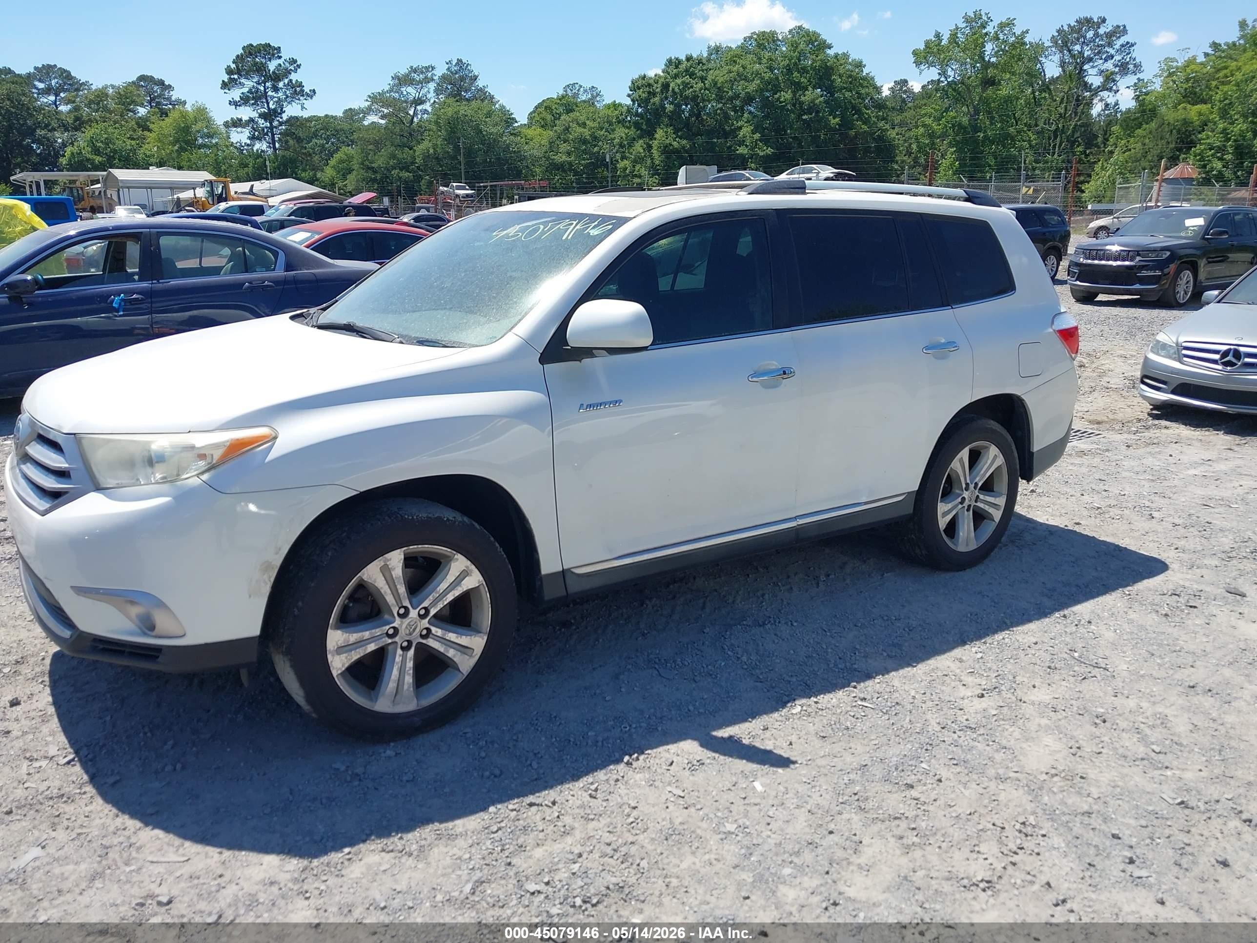2012 Toyota Highlander Limited V6 White vin: 5TDYK3EH4CS086184