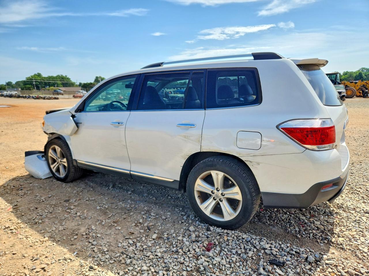 2013 Toyota Highlander Limited White vin: 5TDYK3EH4DS126152
