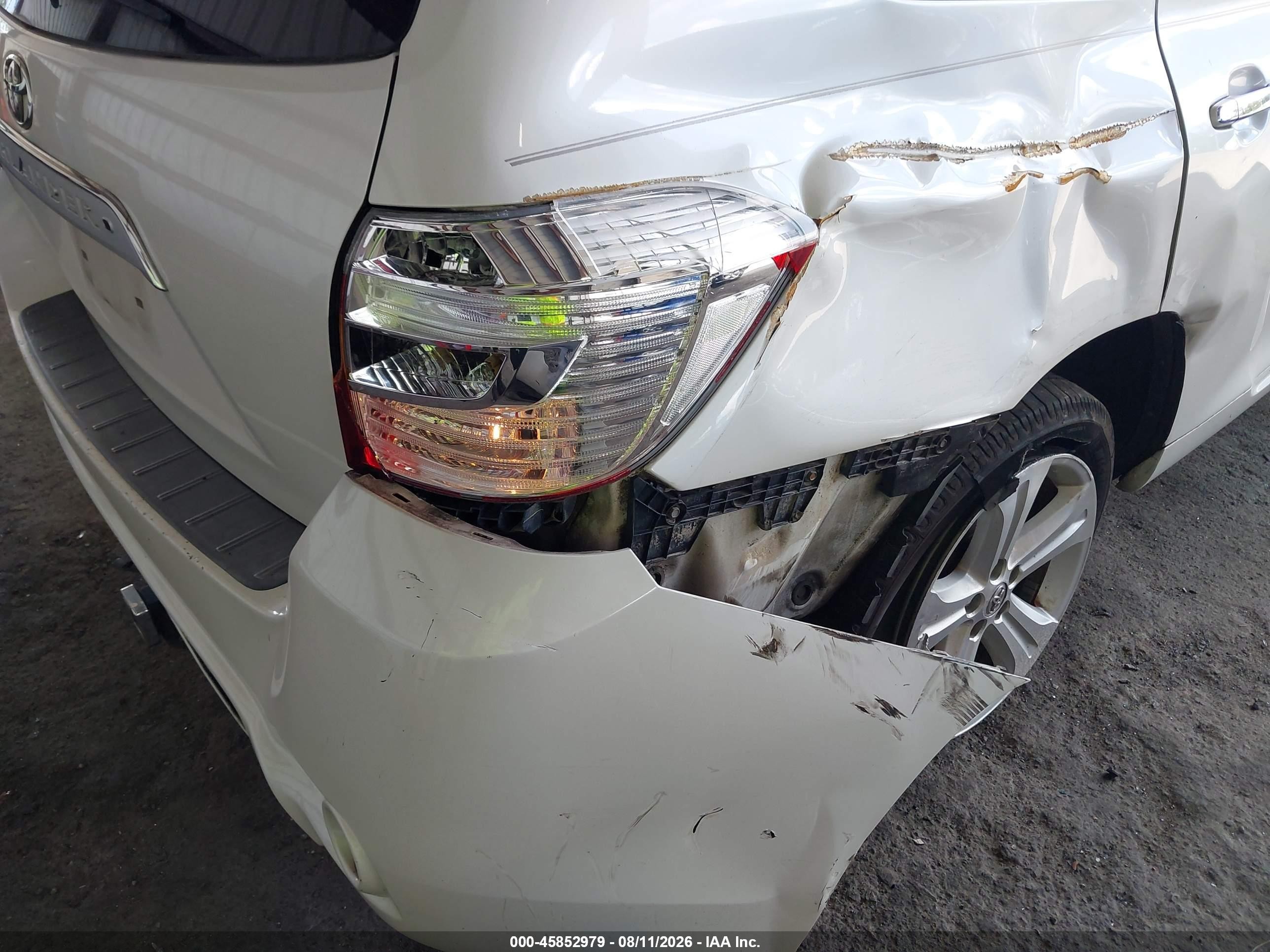 2010 Toyota Highlander Limited V6 Белый vin: 5TDYK3EH5AS010714