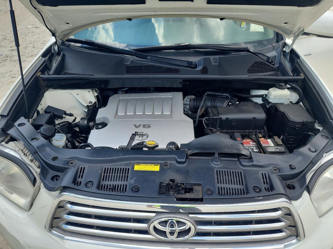 2010 Toyota Highlander Limited White vin: 5TDYK3EH5AS023818