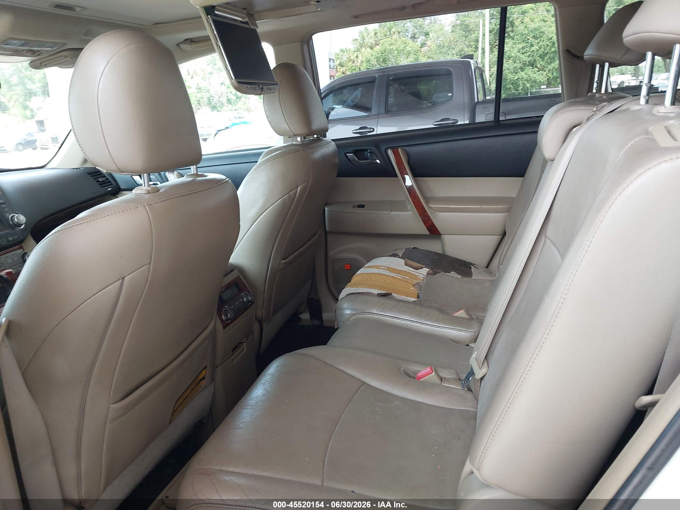 2012 Toyota Highlander Limited V6 White vin: 5TDYK3EH5CS061309
