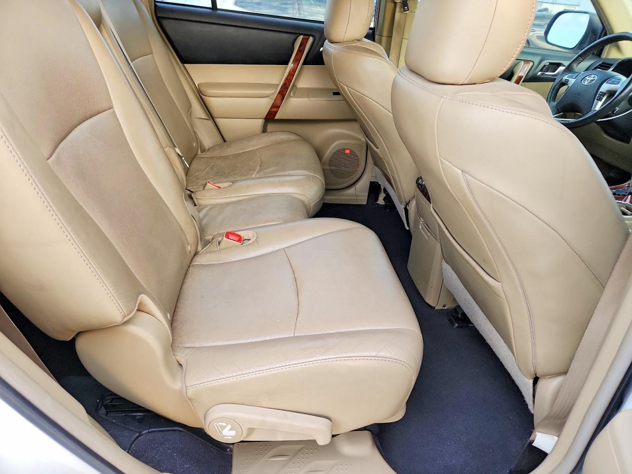 2012 Toyota Highlander Limited Белый vin: 5TDYK3EH5CS062864