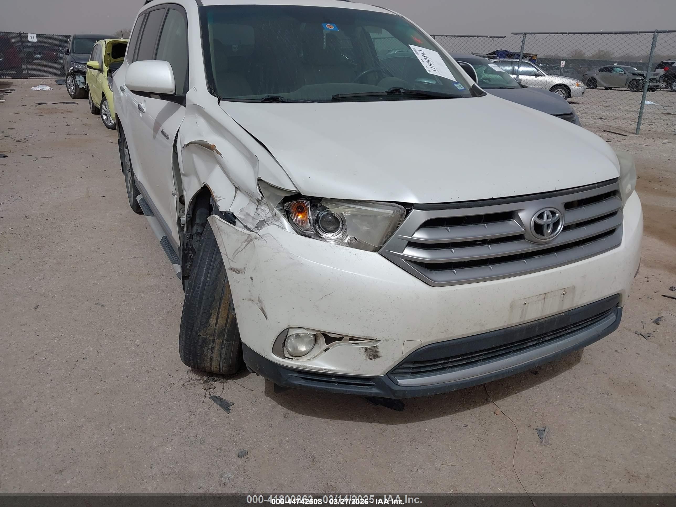 2012 Toyota Highlander Limited V6 White vin: 5TDYK3EH5CS078367