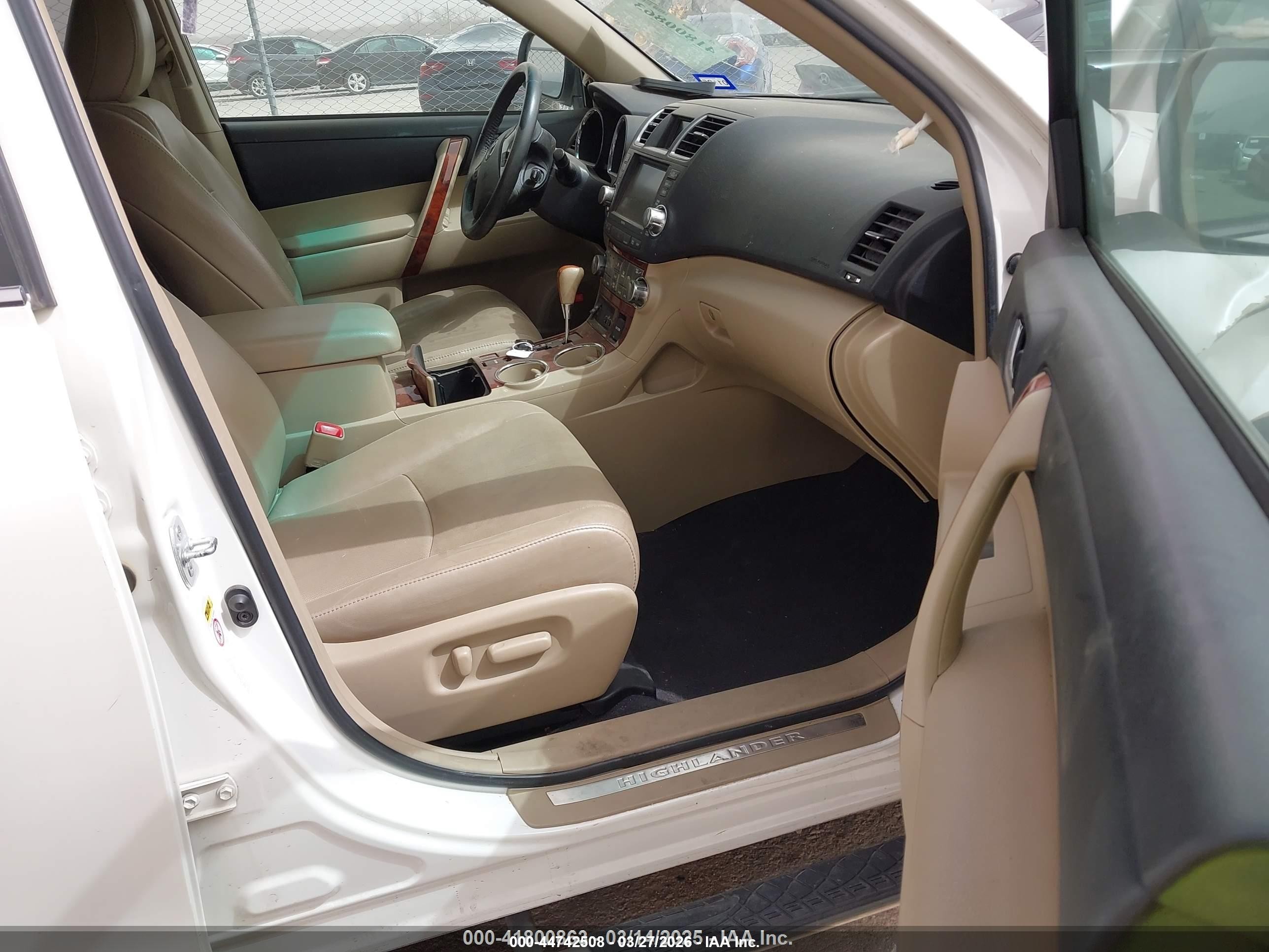 2012 Toyota Highlander Limited V6 White vin: 5TDYK3EH5CS078367