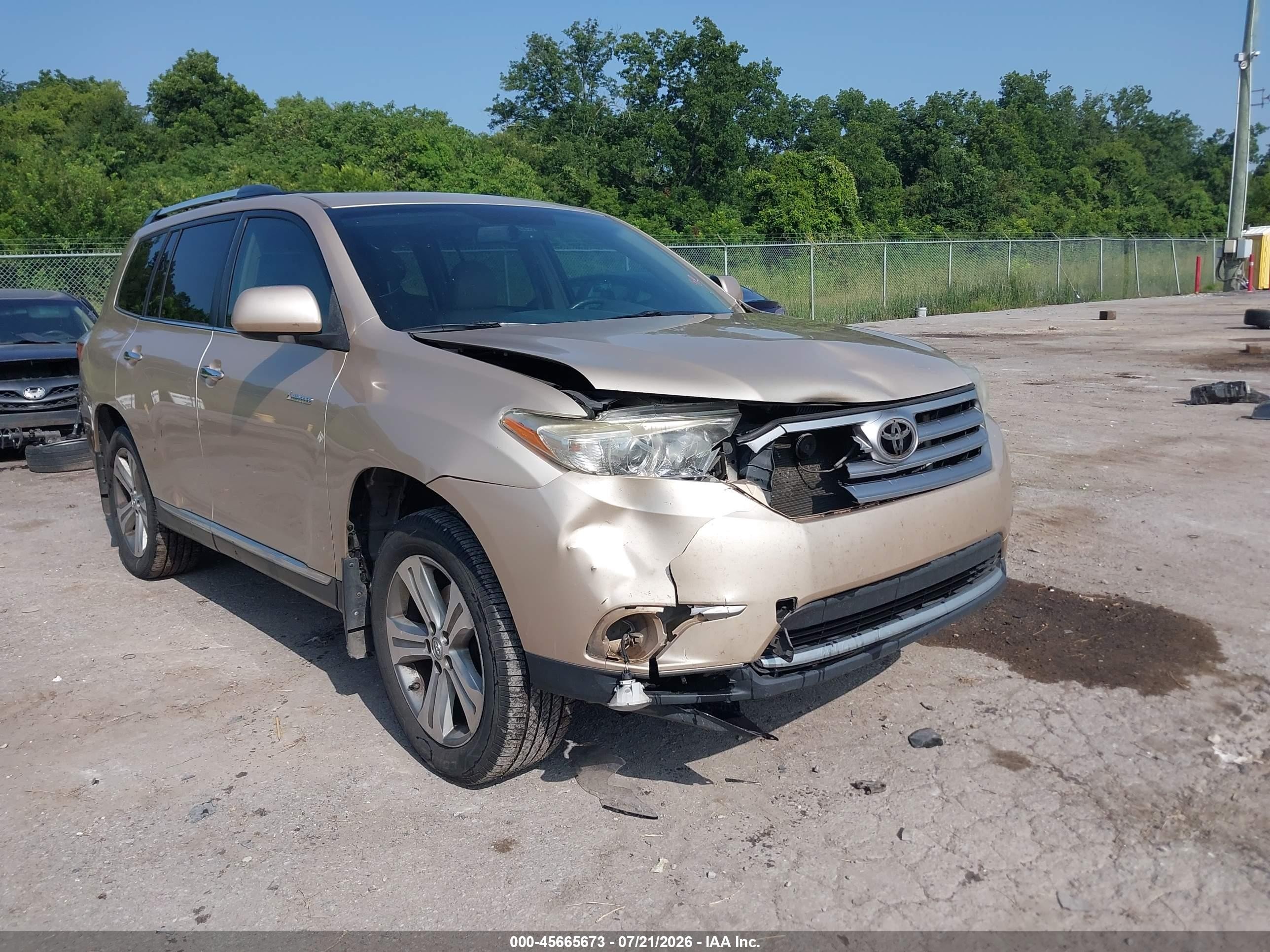 2013 Toyota Highlander Limited V6 Золотой vin: 5TDYK3EH5DS099981