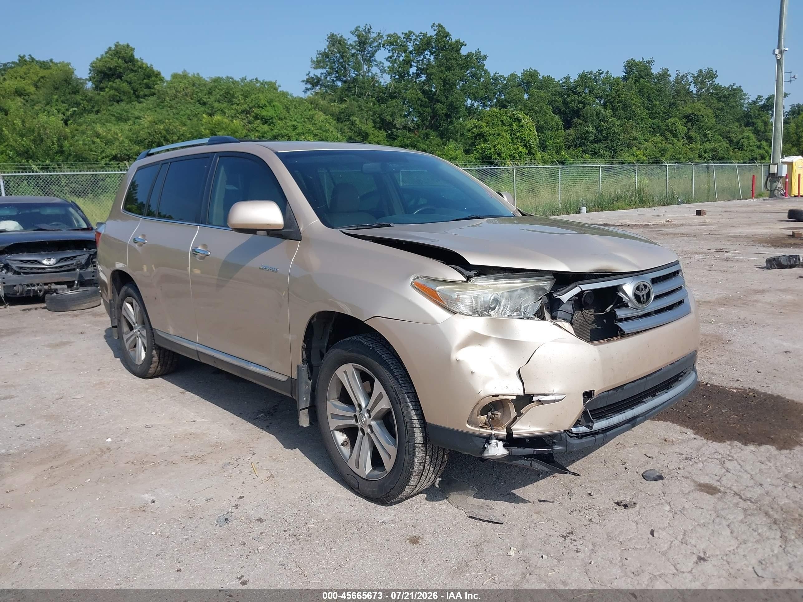 2013 Toyota Highlander Limited V6 Gold vin: 5TDYK3EH5DS099981