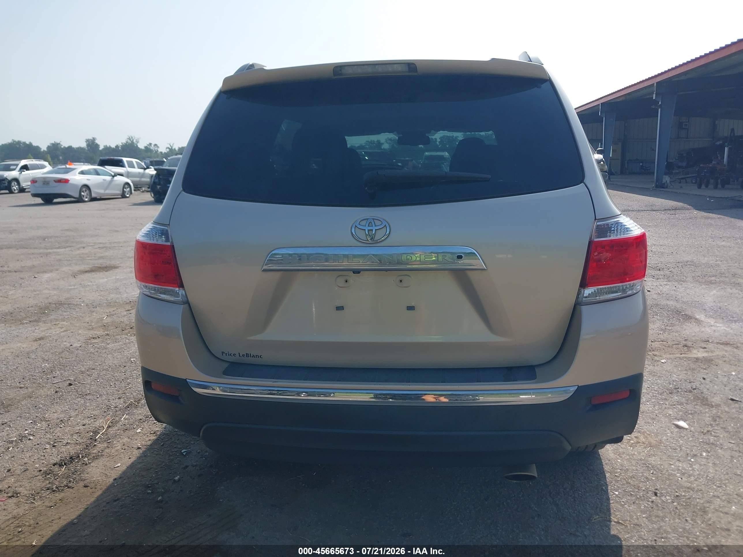 2013 Toyota Highlander Limited V6 Золотой vin: 5TDYK3EH5DS099981