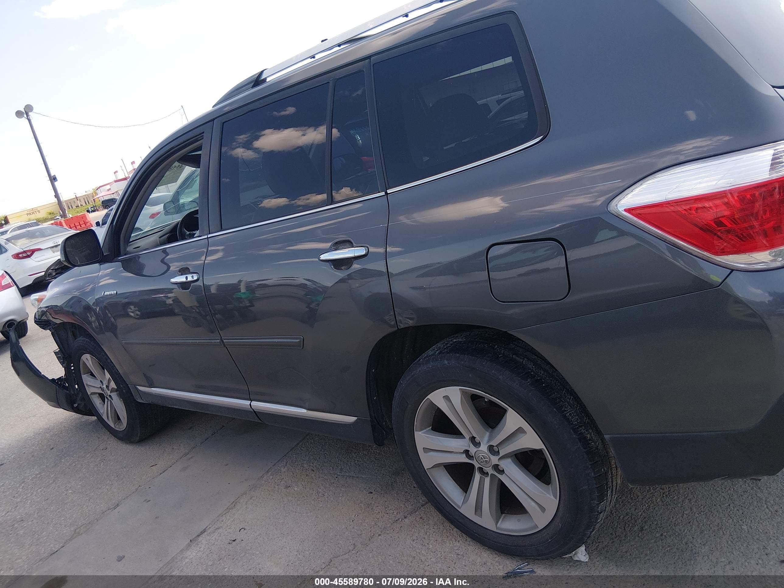 2013 Toyota Highlander Limited V6 Gray vin: 5TDYK3EH5DS110798