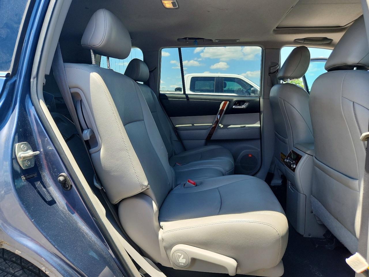 2013 Toyota Highlander Limited Blue vin: 5TDYK3EH5DS126290