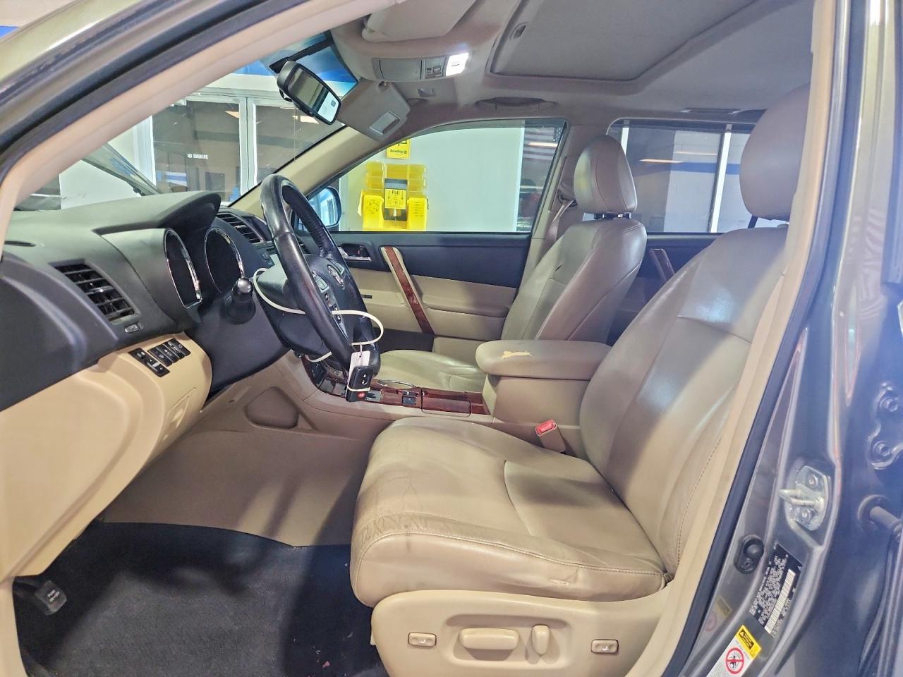 2011 Toyota Highlander Limited Gray vin: 5TDYK3EH6BS049362