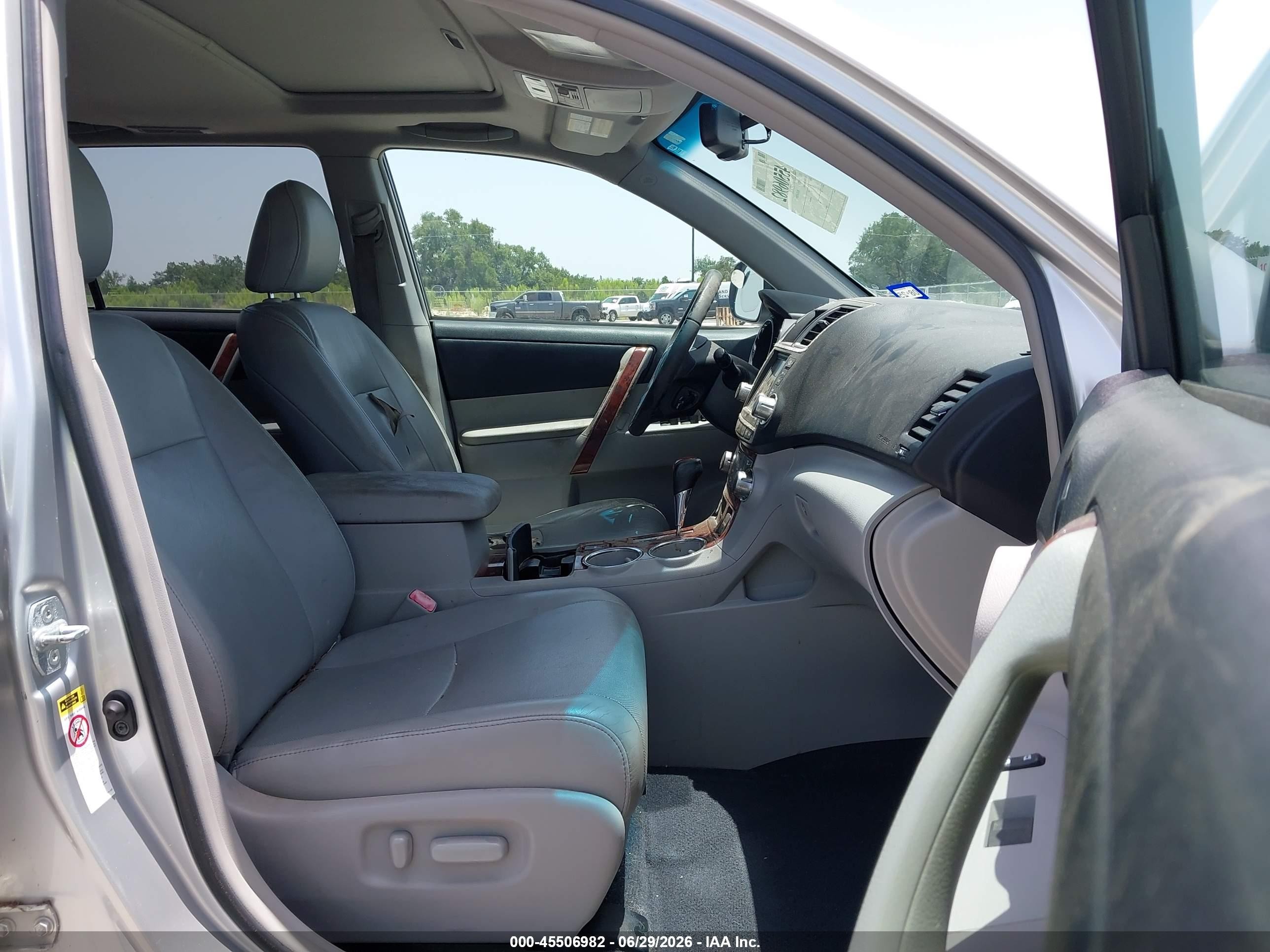 2012 Toyota Highlander Limited V6 Silver vin: 5TDYK3EH6CS068480