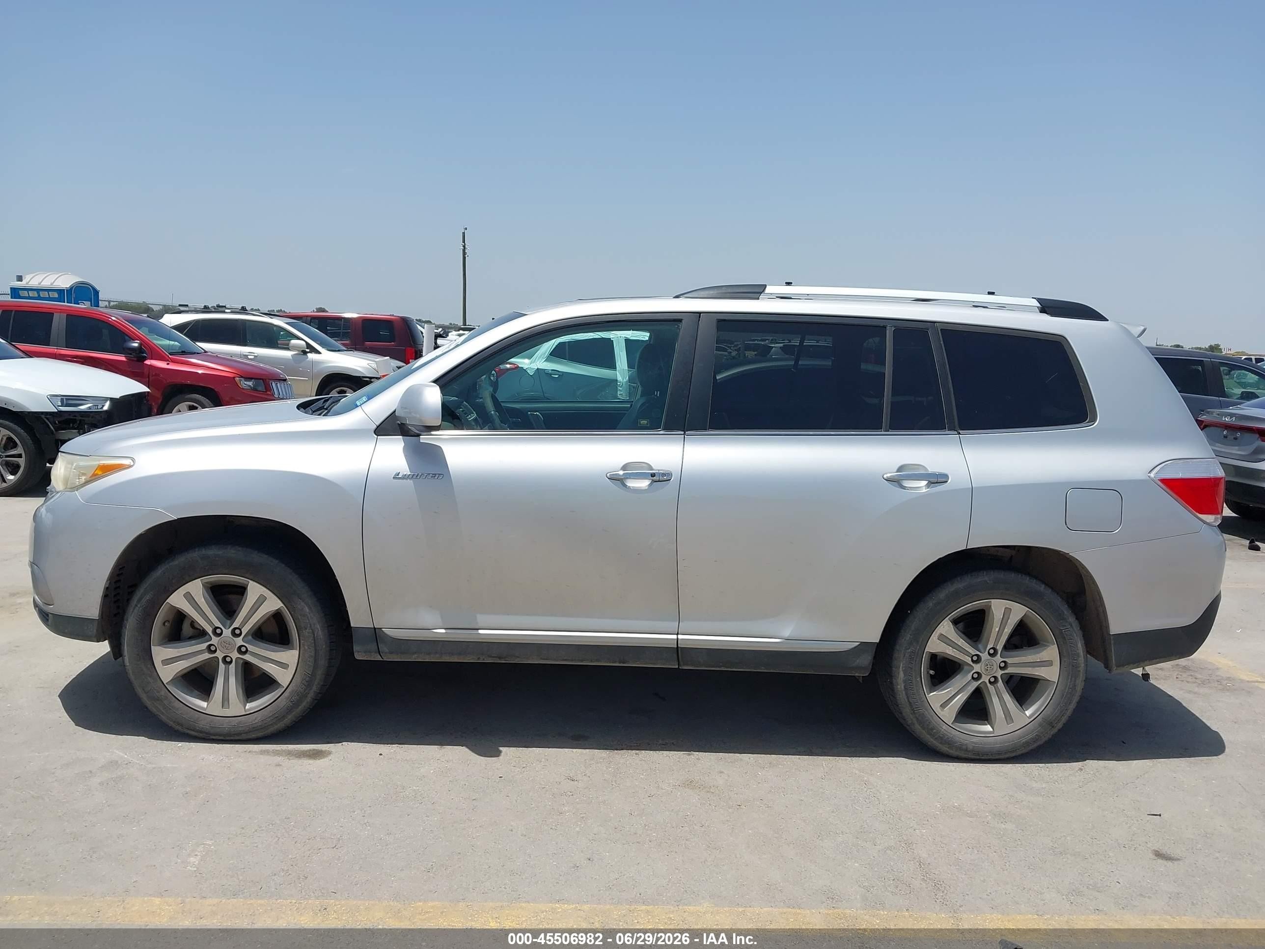 2012 Toyota Highlander Limited V6 Silver vin: 5TDYK3EH6CS068480