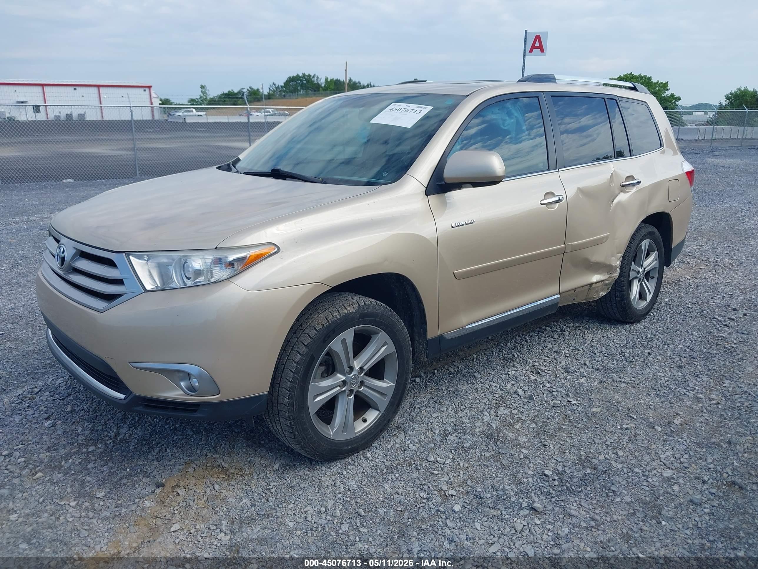 2012 Toyota Highlander Limited V6 Champagne vin: 5TDYK3EH6CS071167