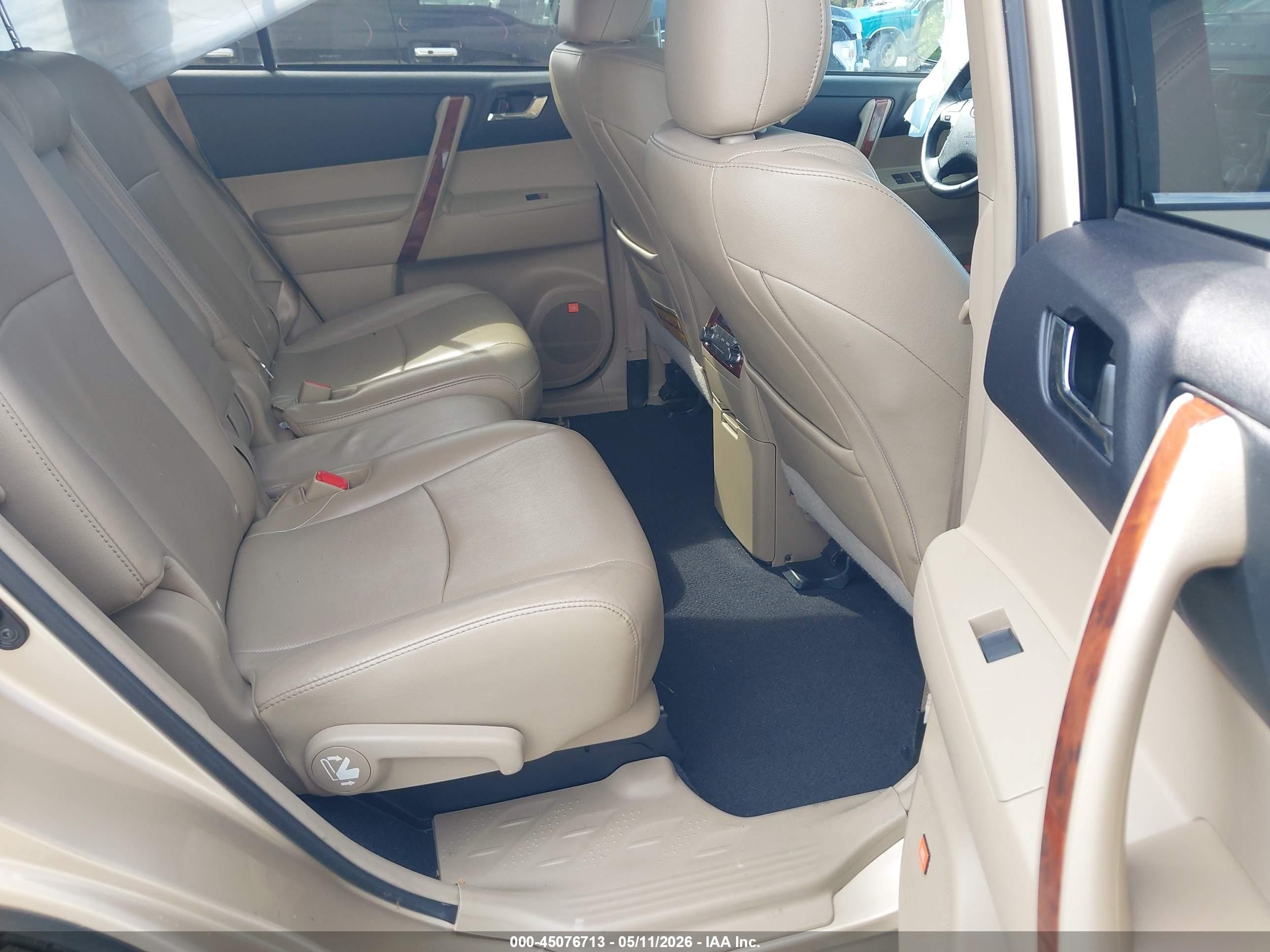 2012 Toyota Highlander Limited V6 Champagne vin: 5TDYK3EH6CS071167