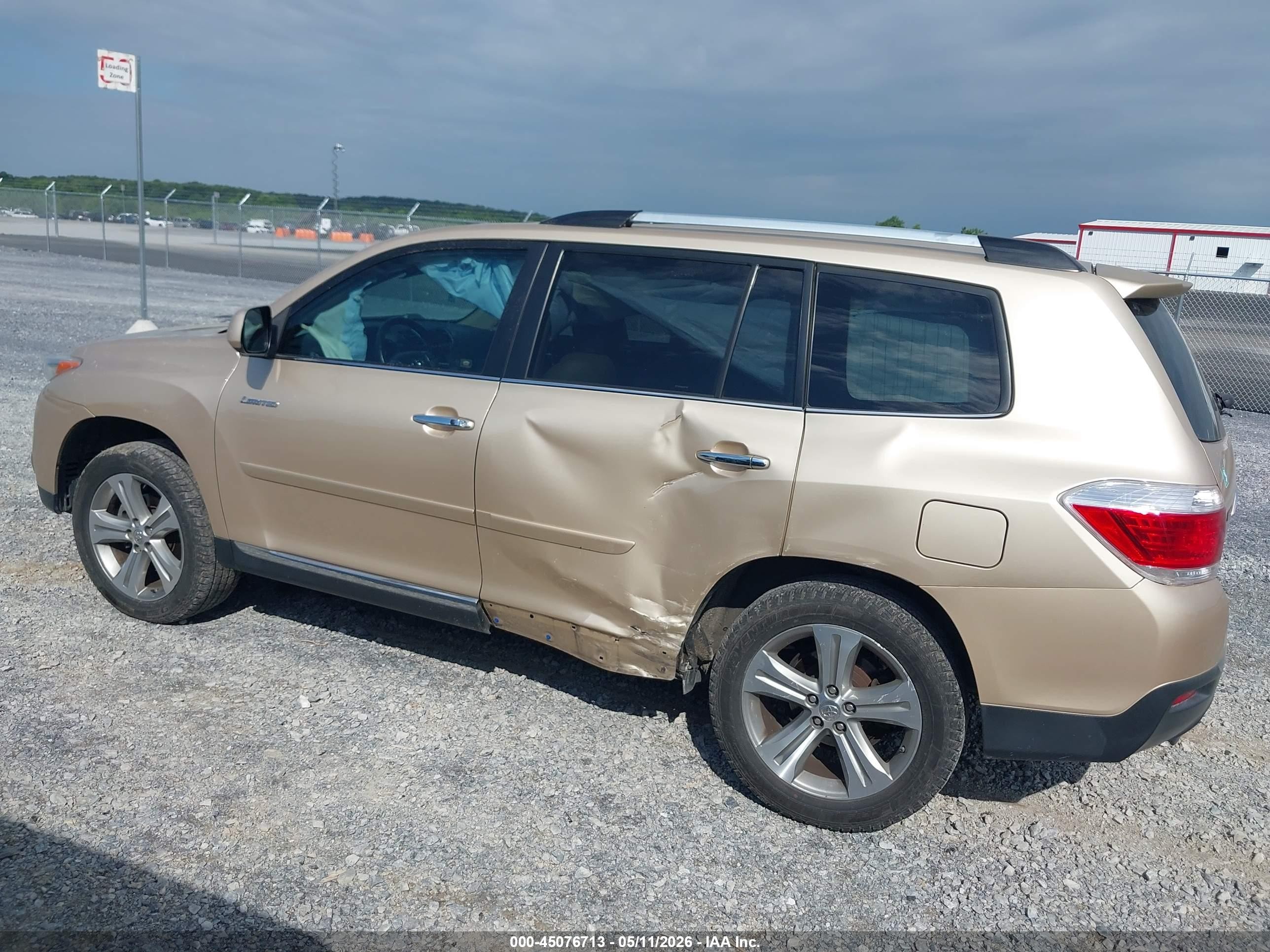 2012 Toyota Highlander Limited V6 Champagne vin: 5TDYK3EH6CS071167