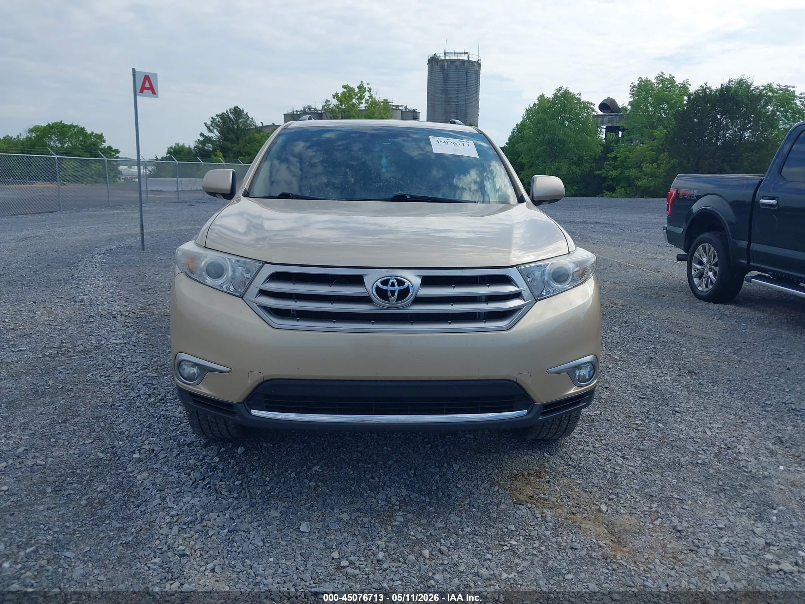 2012 Toyota Highlander Limited V6 Champagne vin: 5TDYK3EH6CS071167