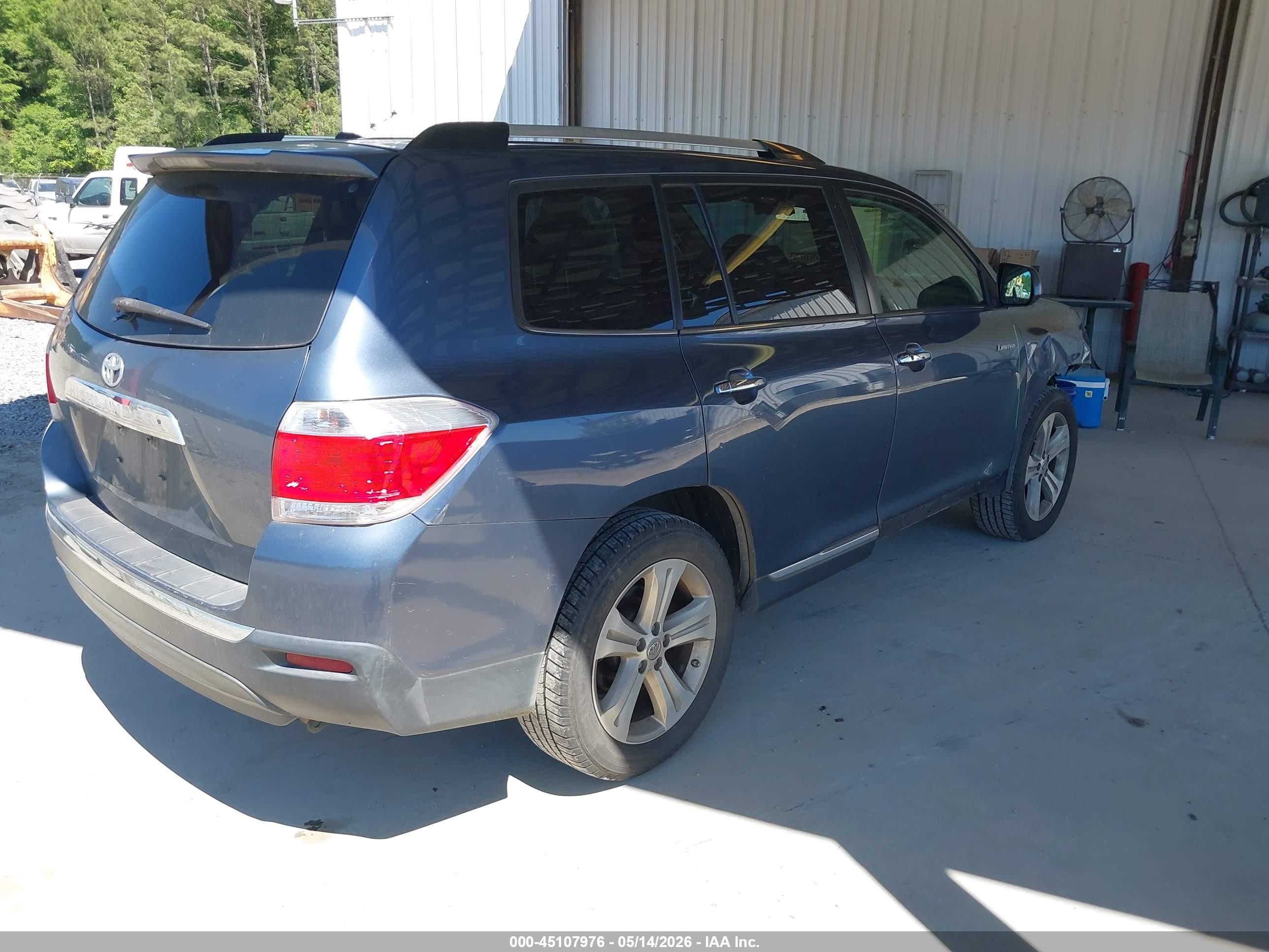 2012 Toyota Highlander Limited V6 Blue vin: 5TDYK3EH6CS085425