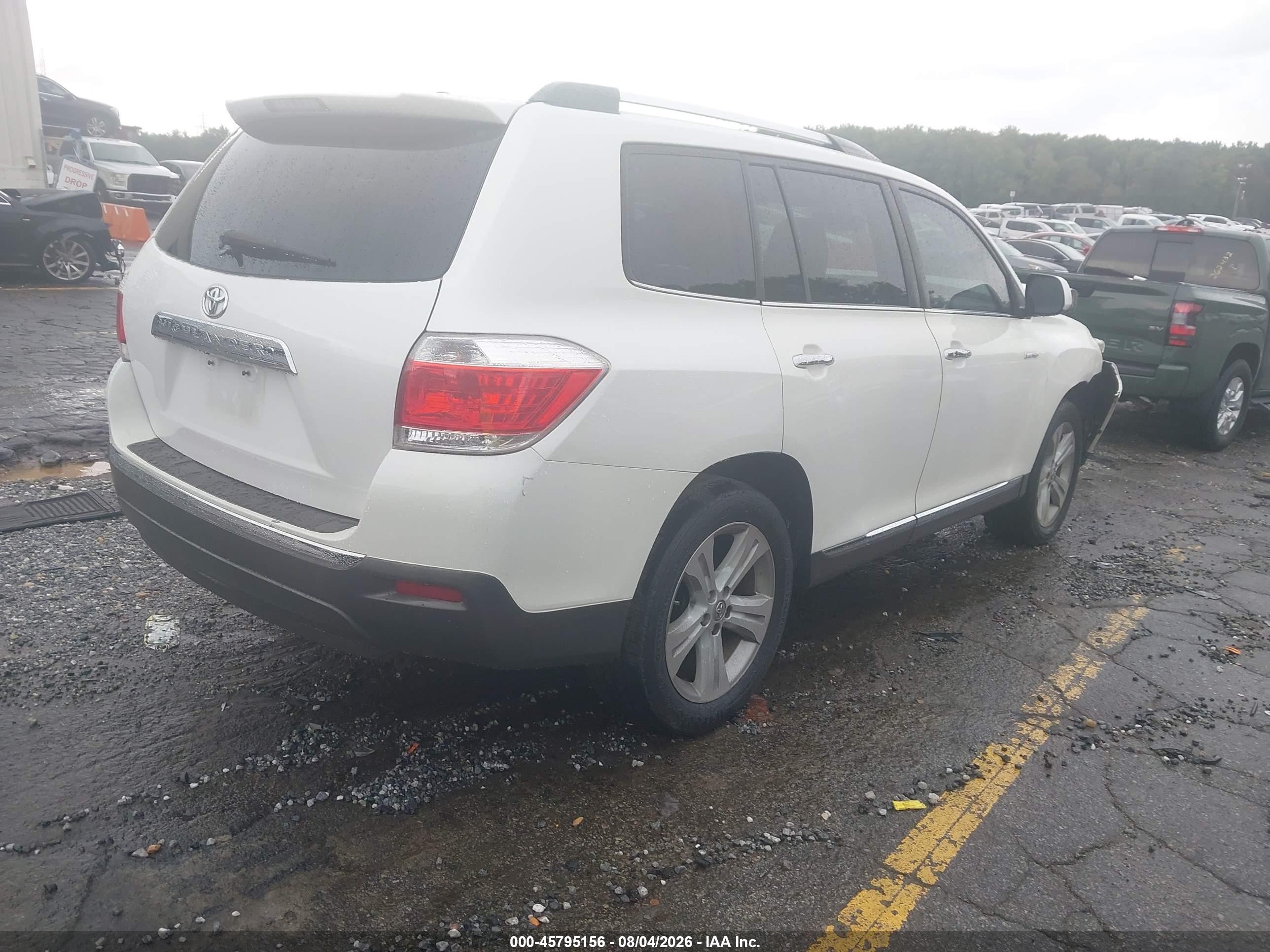 2012 Toyota Highlander Limited V6 White vin: 5TDYK3EH6CS087398