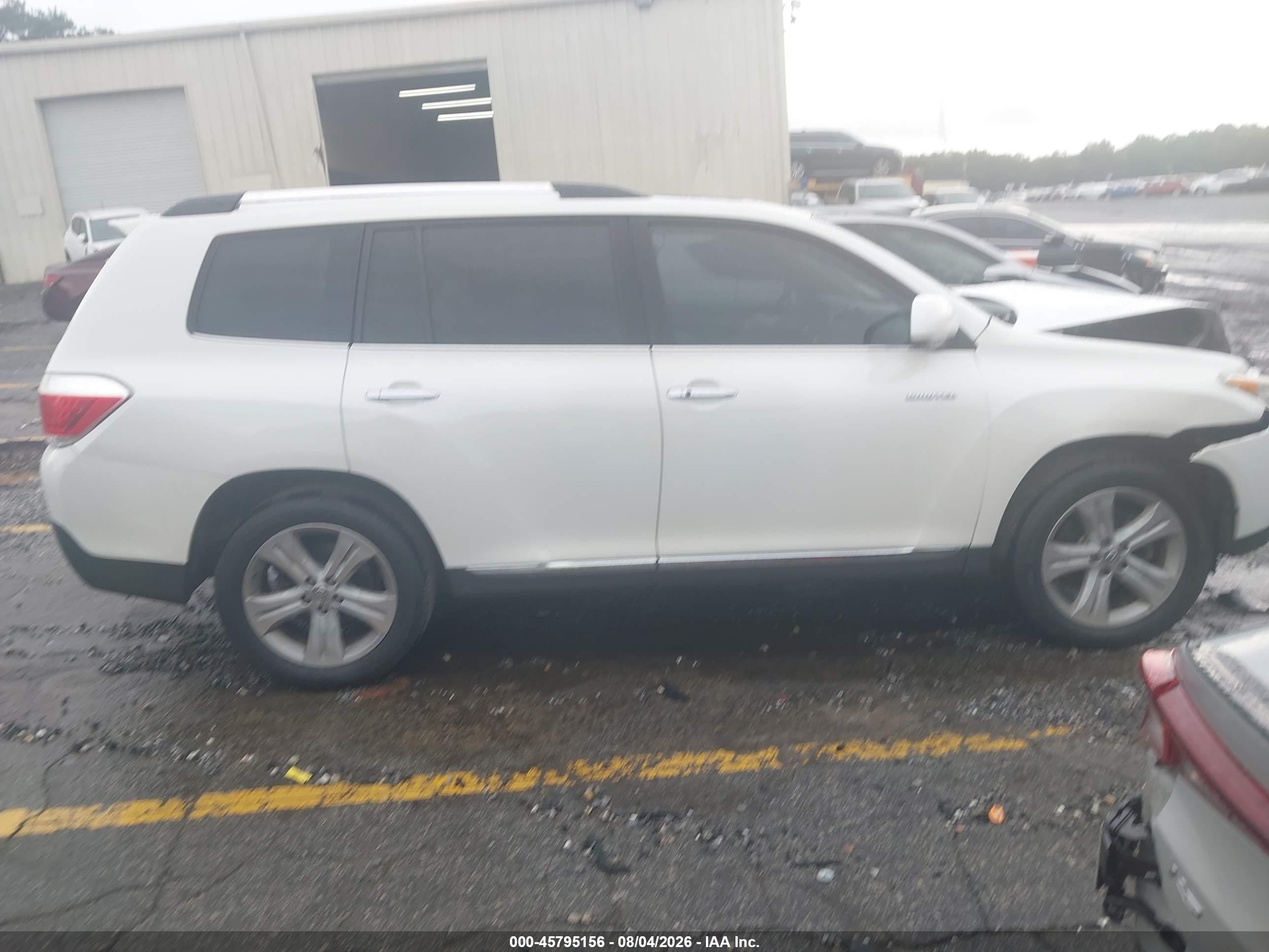 2012 Toyota Highlander Limited V6 White vin: 5TDYK3EH6CS087398