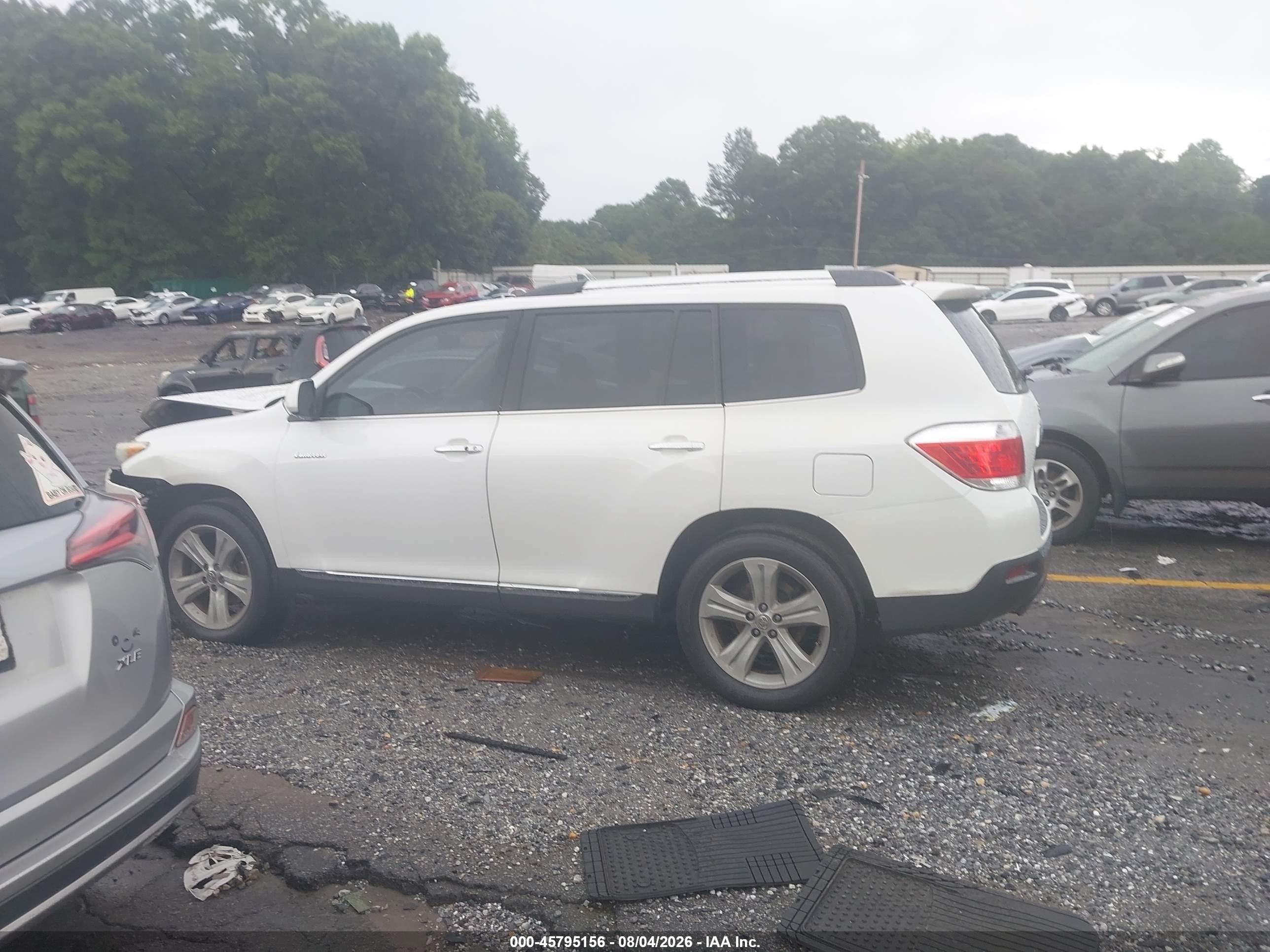 2012 Toyota Highlander Limited V6 White vin: 5TDYK3EH6CS087398
