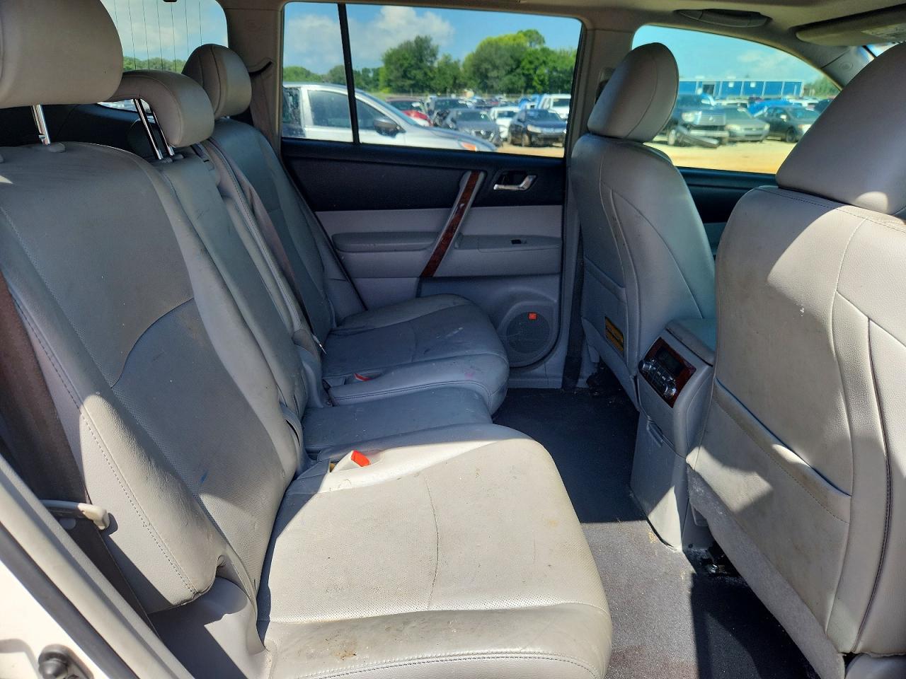 2013 Toyota Highlander Limited White vin: 5TDYK3EH6DS101592