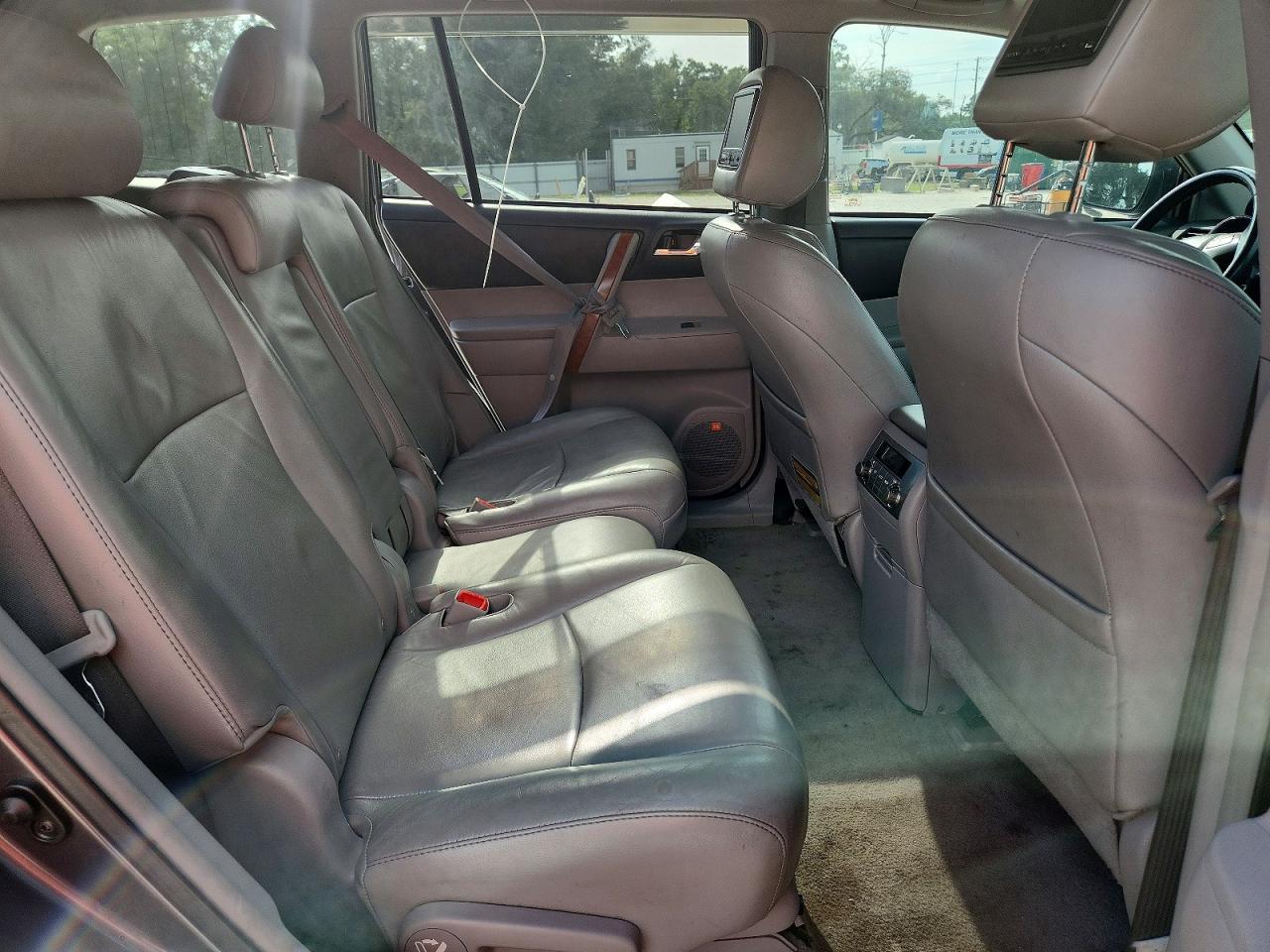 2010 Toyota Highlander Limited Gray vin: 5TDYK3EH7AS020368