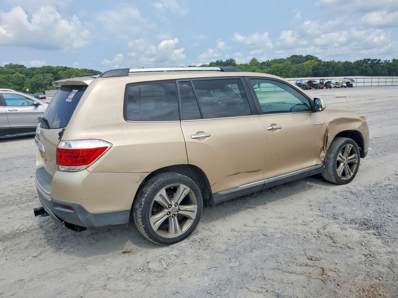 2011 Toyota Highlander Limited Gold vin: 5TDYK3EH7BS028259