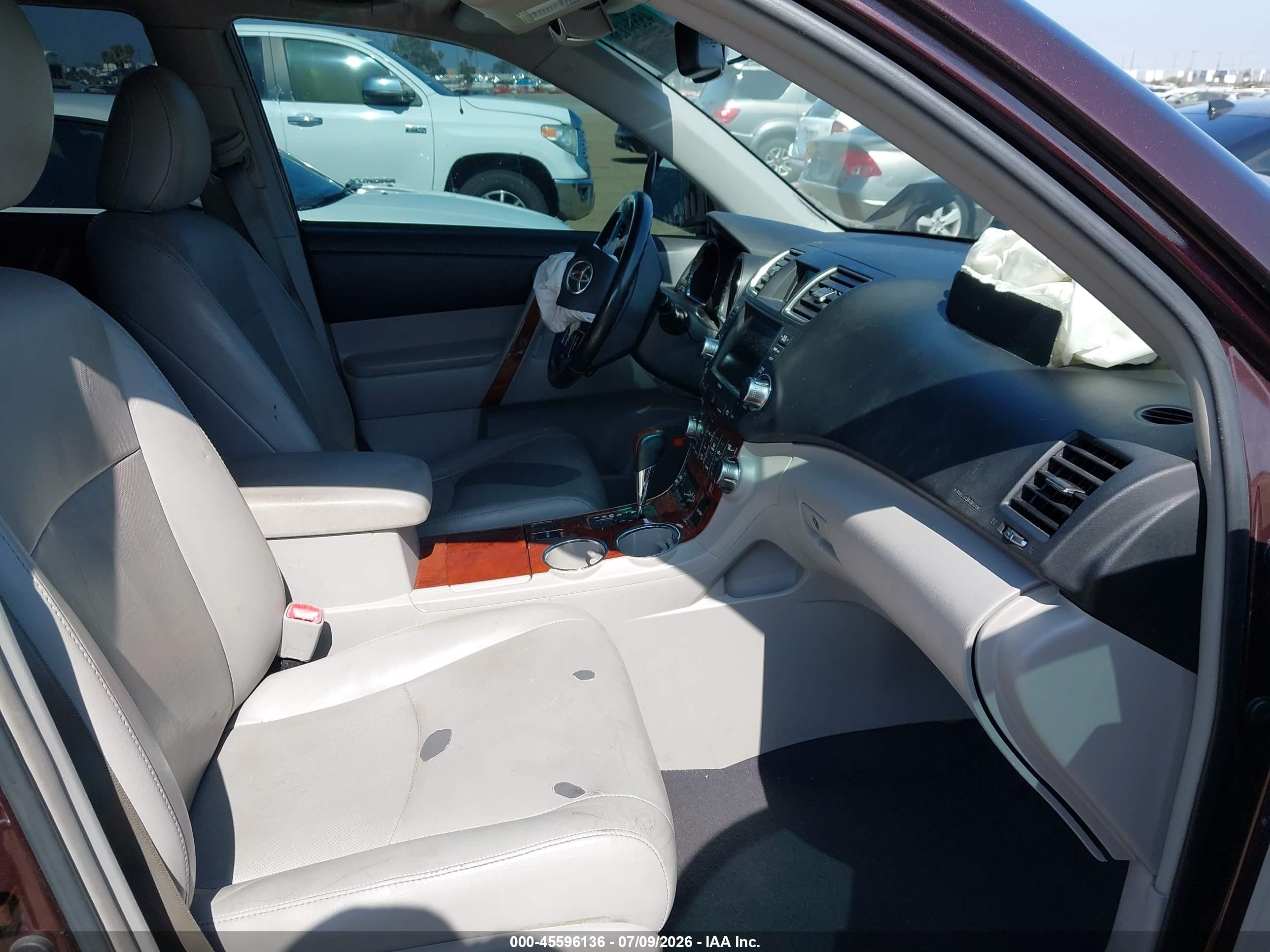 2012 Toyota Highlander Limited V6 Burgundy vin: 5TDYK3EH7CS081271