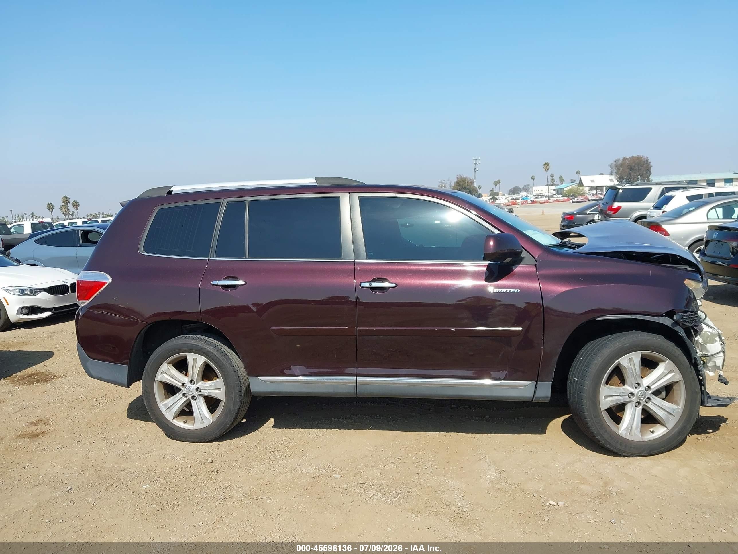 2012 Toyota Highlander Limited V6 Burgundy vin: 5TDYK3EH7CS081271