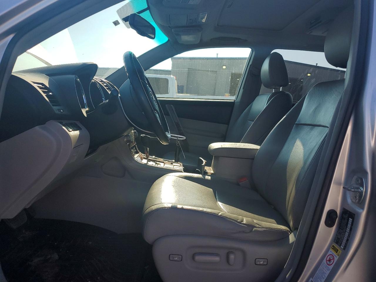 2012 Toyota Highlander Limited Silver vin: 5TDYK3EH7CS081416