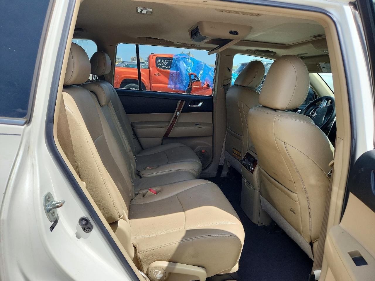 2012 Toyota Highlander Limited White vin: 5TDYK3EH7CS081674