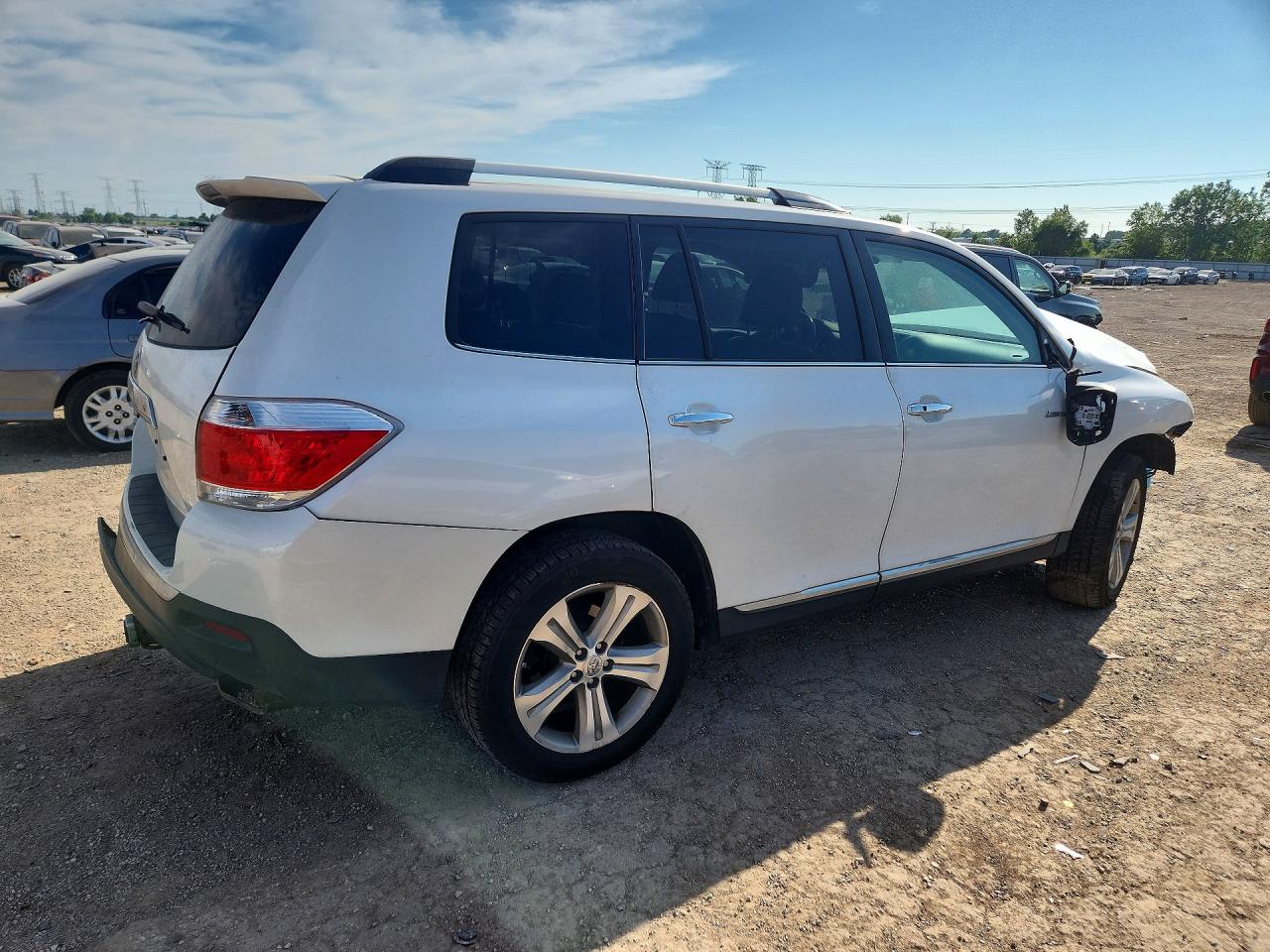 2013 Toyota Highlander Limited White vin: 5TDYK3EH7DS100290