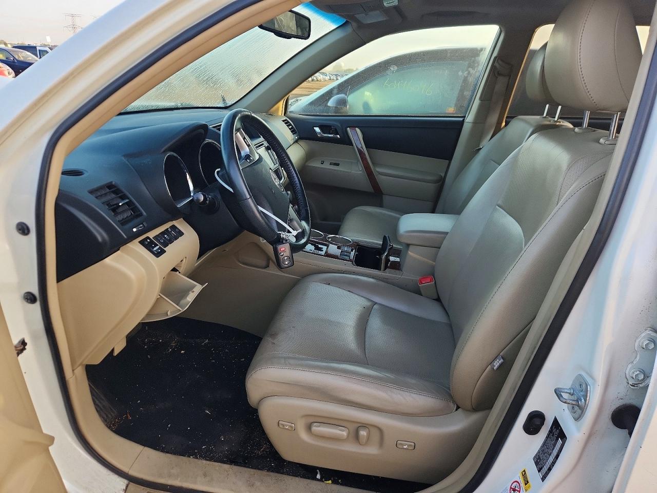 2013 Toyota Highlander Limited White vin: 5TDYK3EH7DS100290