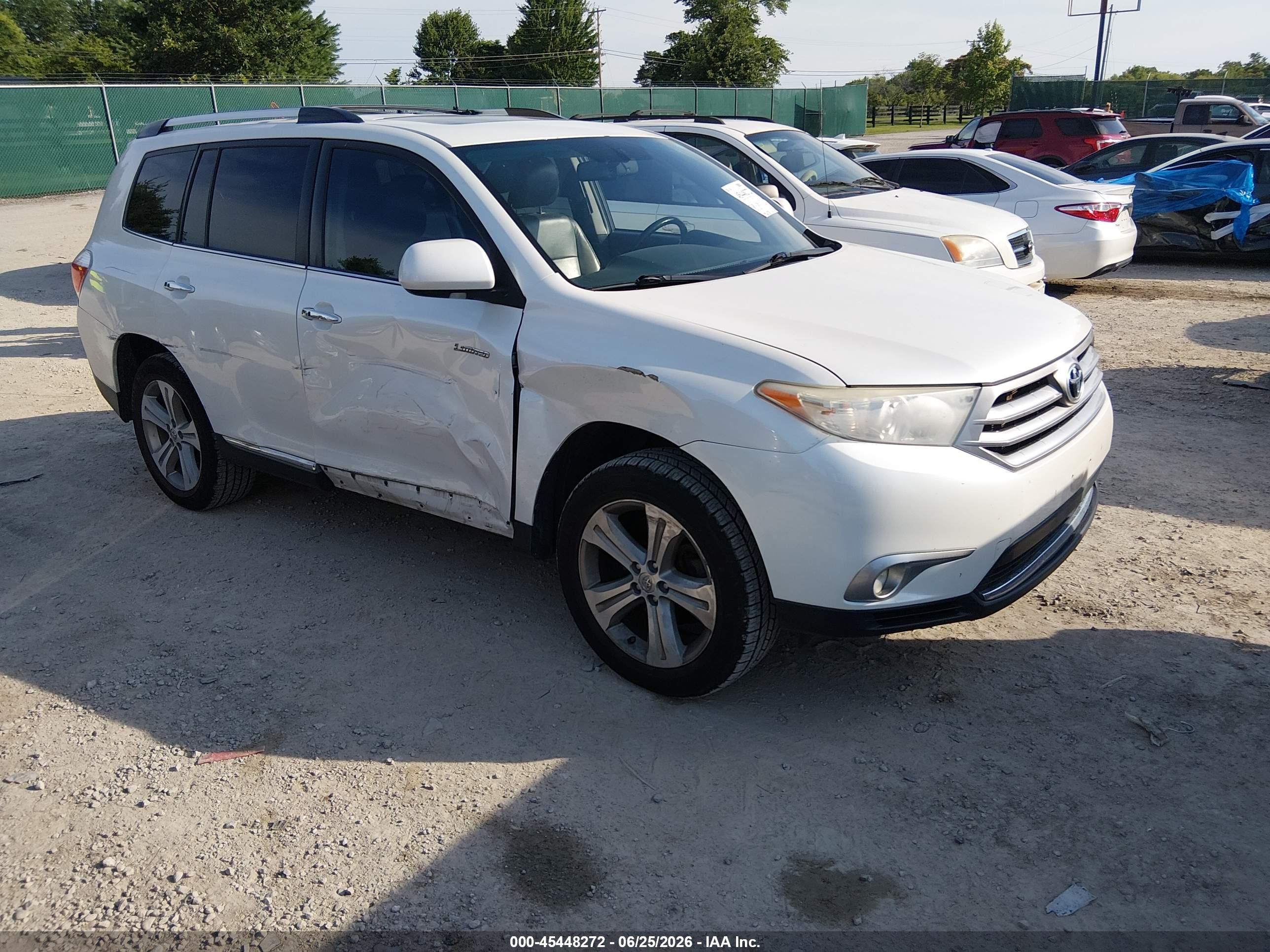 2013 Toyota Highlander Limited V6 White vin: 5TDYK3EH7DS120572
