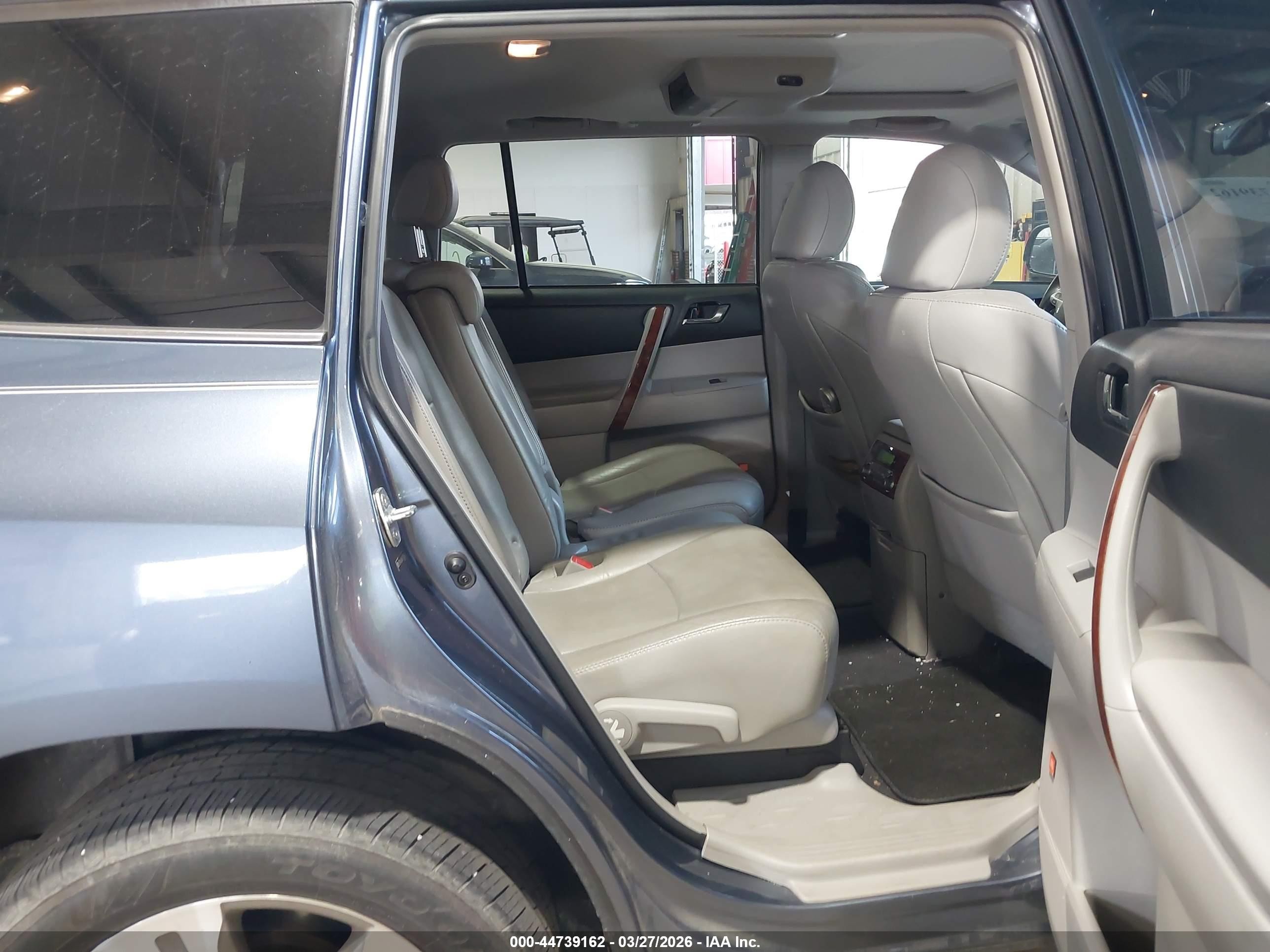 2011 Toyota Highlander Limited V6 Синий vin: 5TDYK3EH8BS032756