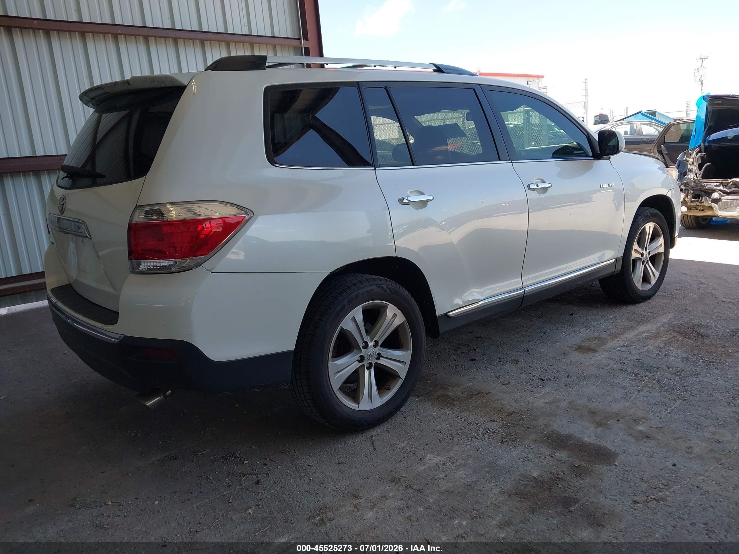 2012 Toyota Highlander Limited V6 White vin: 5TDYK3EH8CS068755