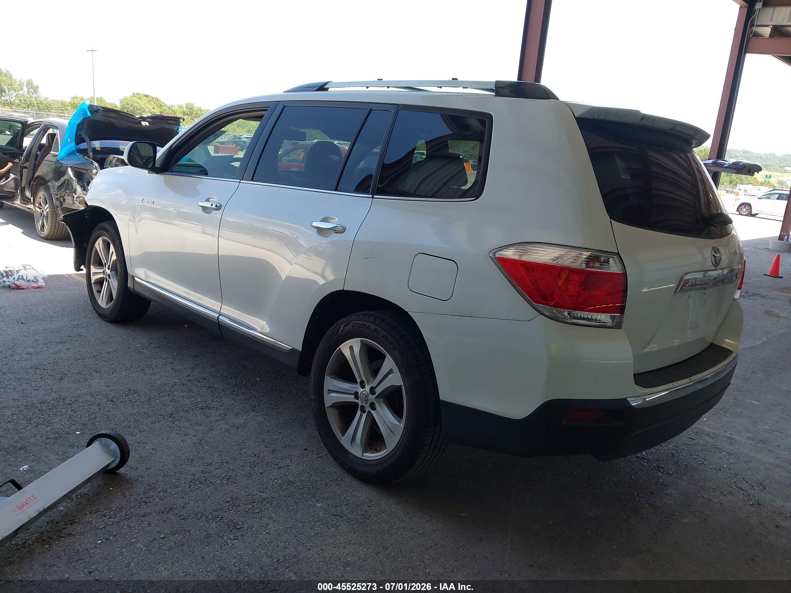 2012 Toyota Highlander Limited V6 White vin: 5TDYK3EH8CS068755