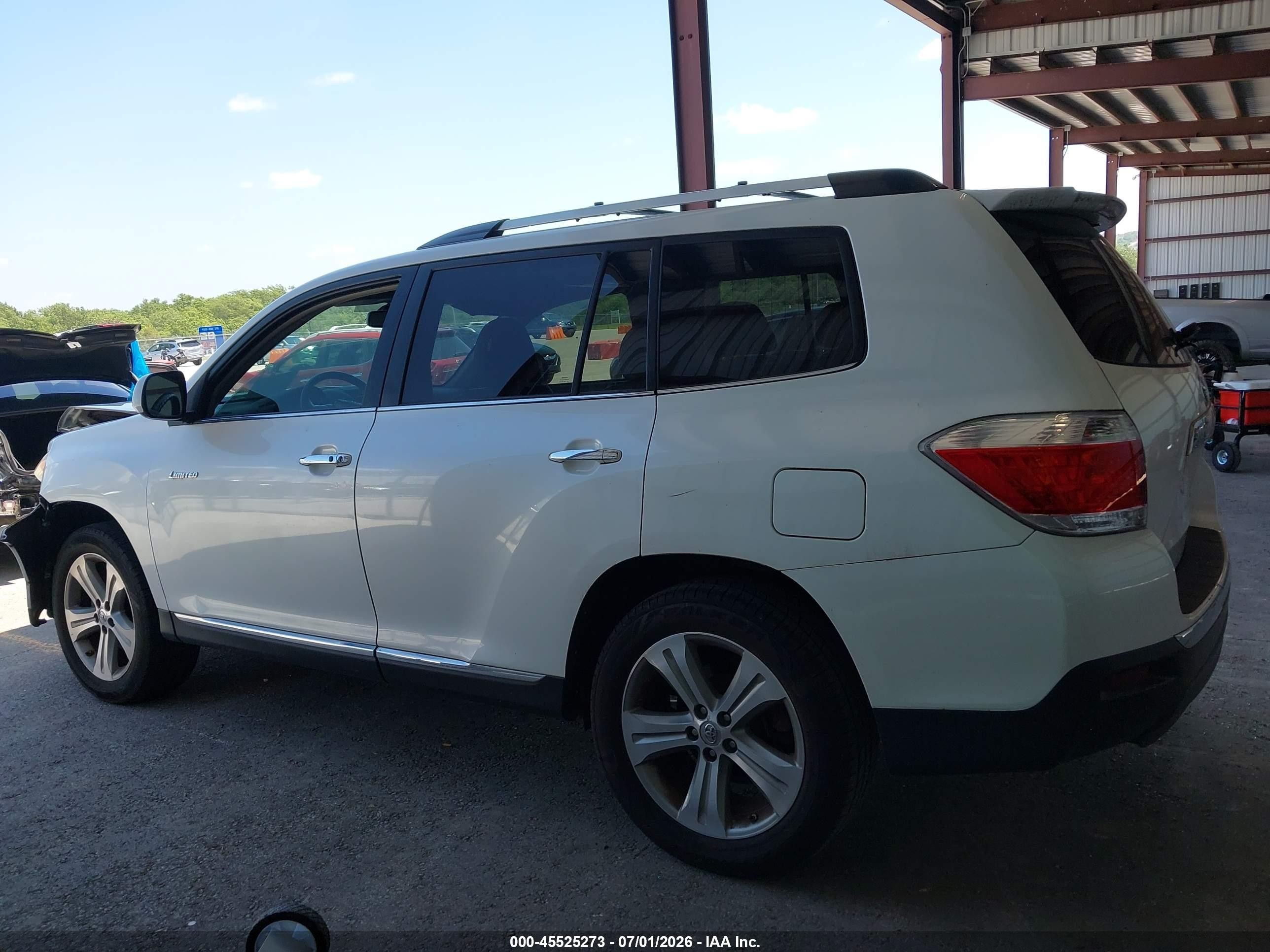 2012 Toyota Highlander Limited V6 White vin: 5TDYK3EH8CS068755