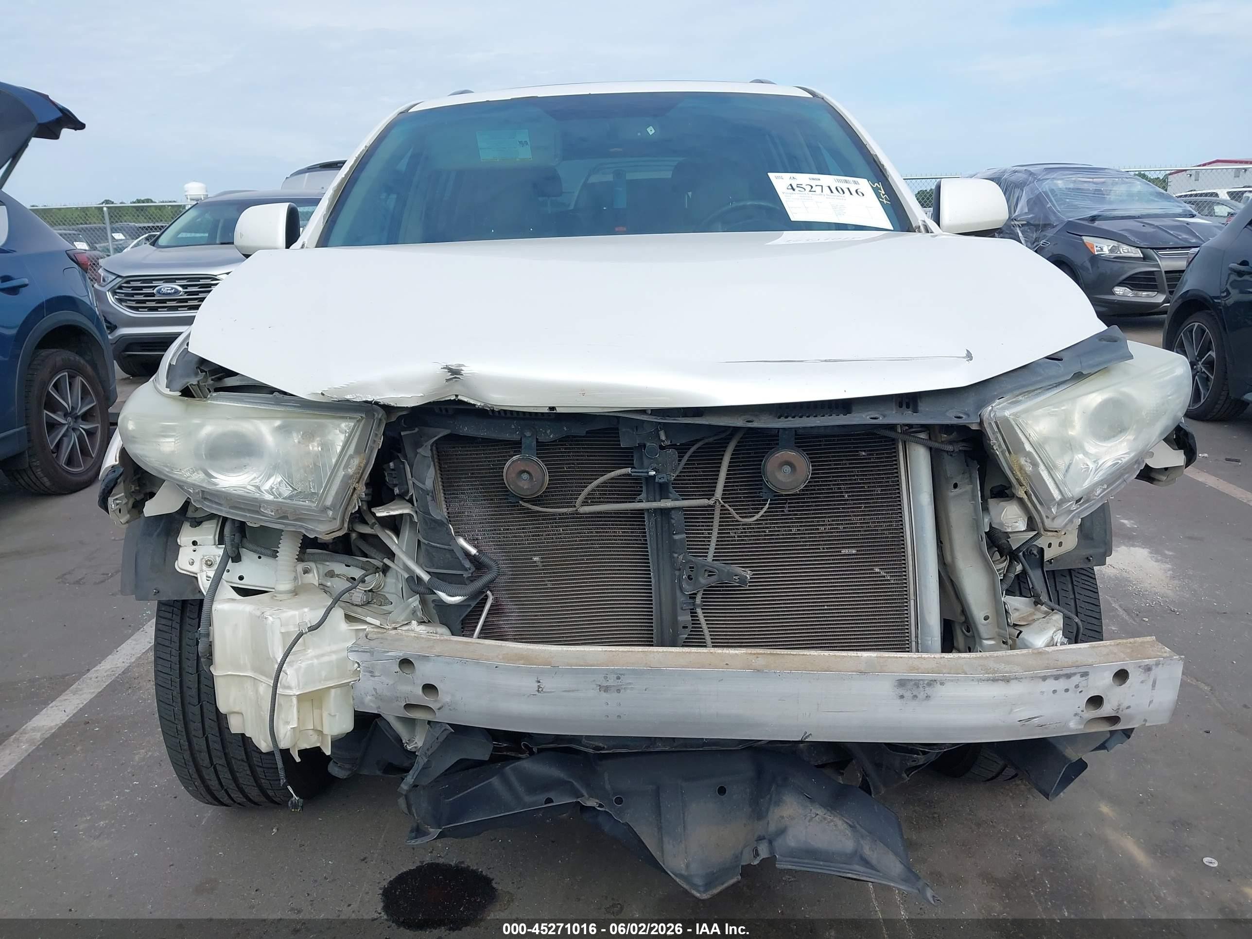 2013 Toyota Highlander Limited V6 White vin: 5TDYK3EH8DS097013