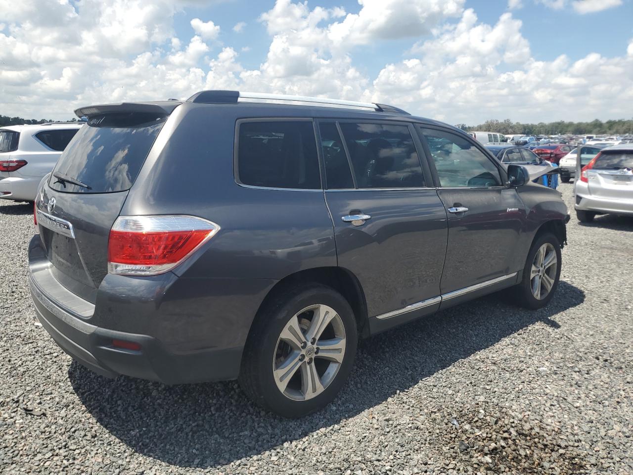 2013 Toyota Highlander Серый vin: 5TDYK3EH8DS118183