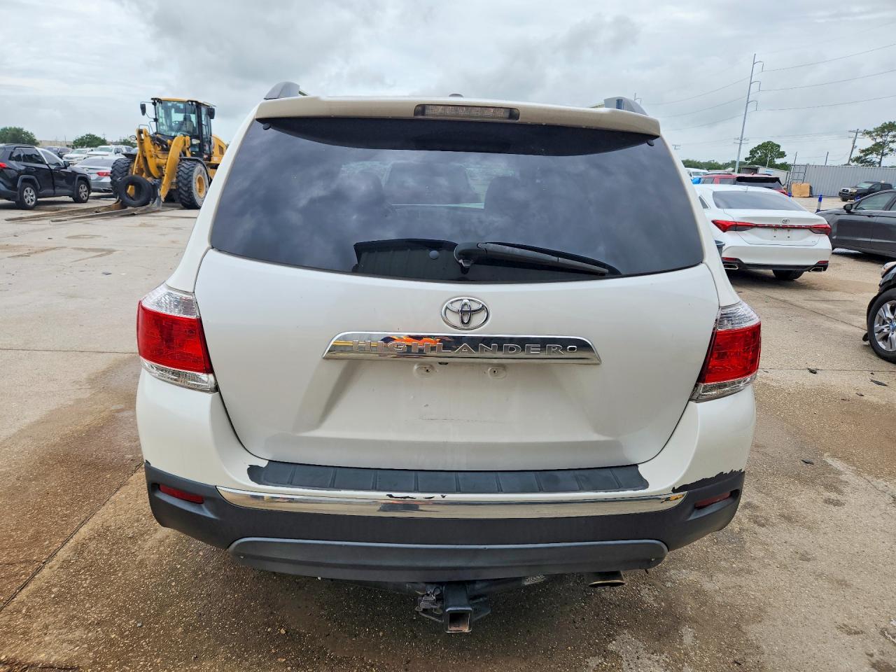 2011 Toyota Highlander Limited Белый vin: 5TDYK3EH9BS047444