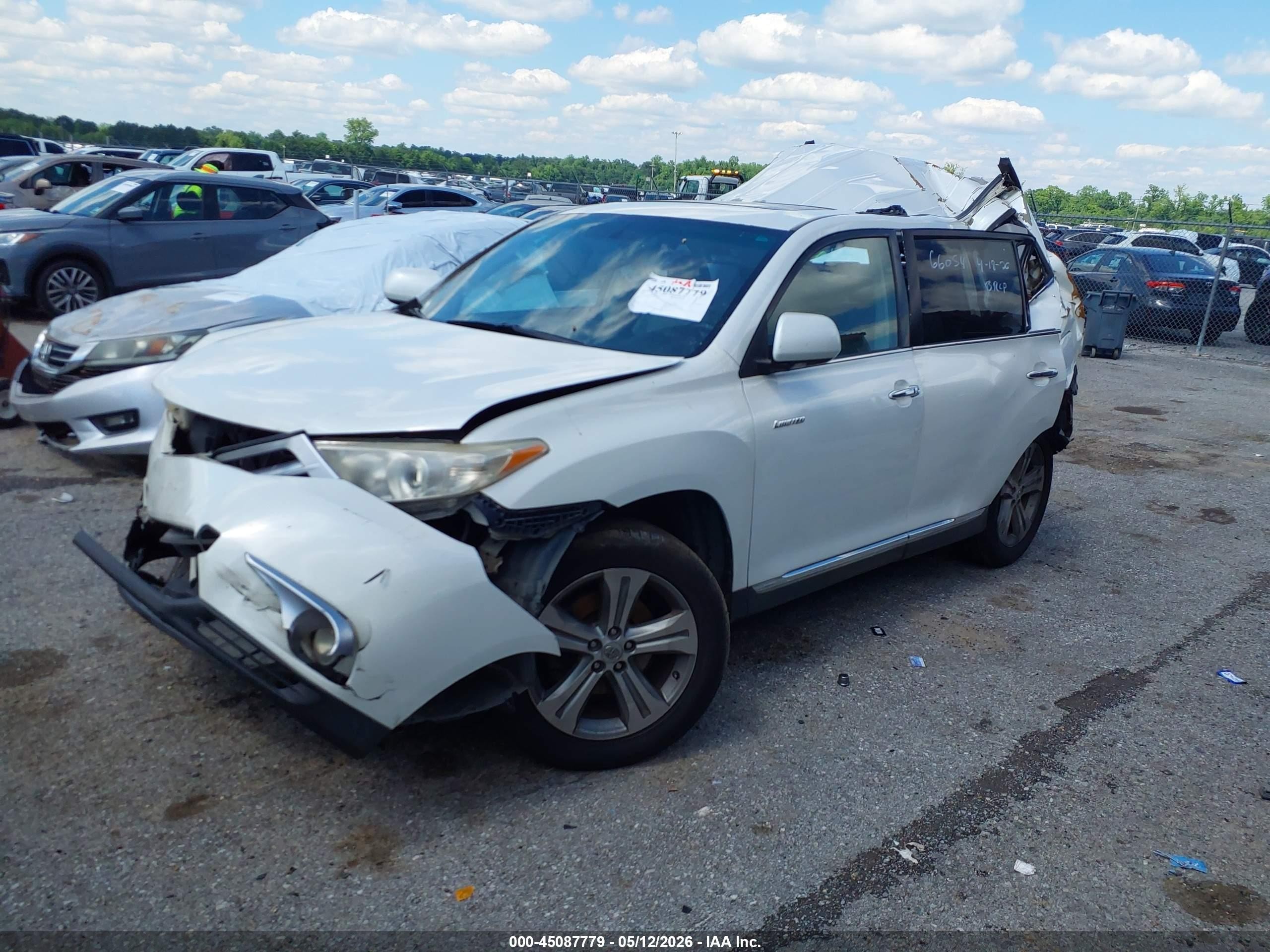 2012 Toyota Highlander Limited V6 Белый vin: 5TDYK3EH9CS061409