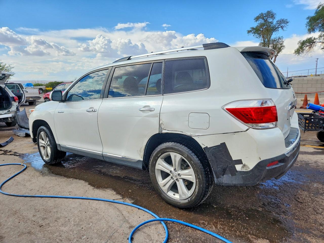 2012 Toyota Highlander Limited White vin: 5TDYK3EH9CS066688