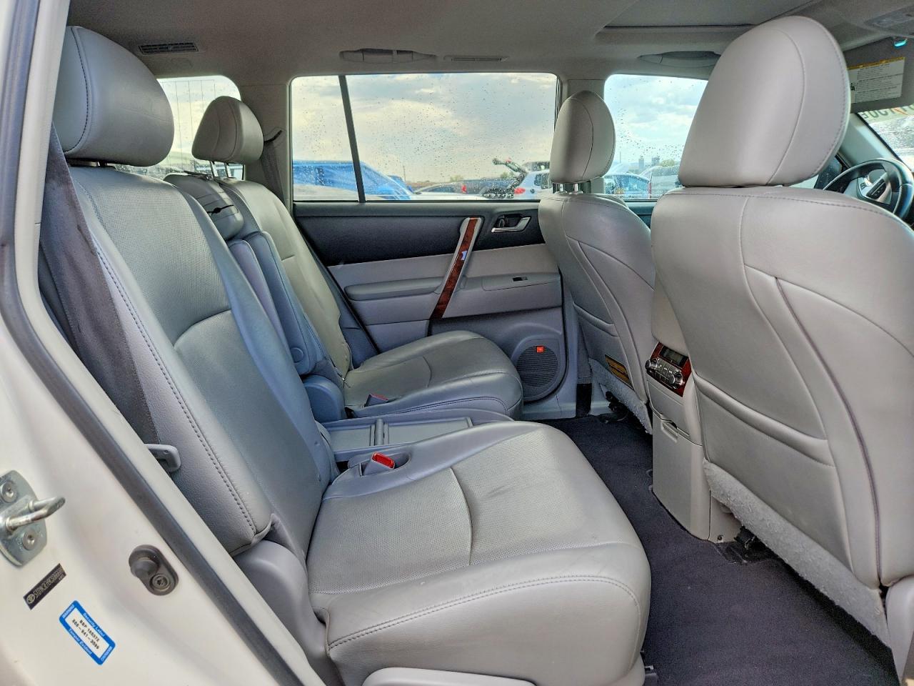 2012 Toyota Highlander Limited White vin: 5TDYK3EH9CS066688