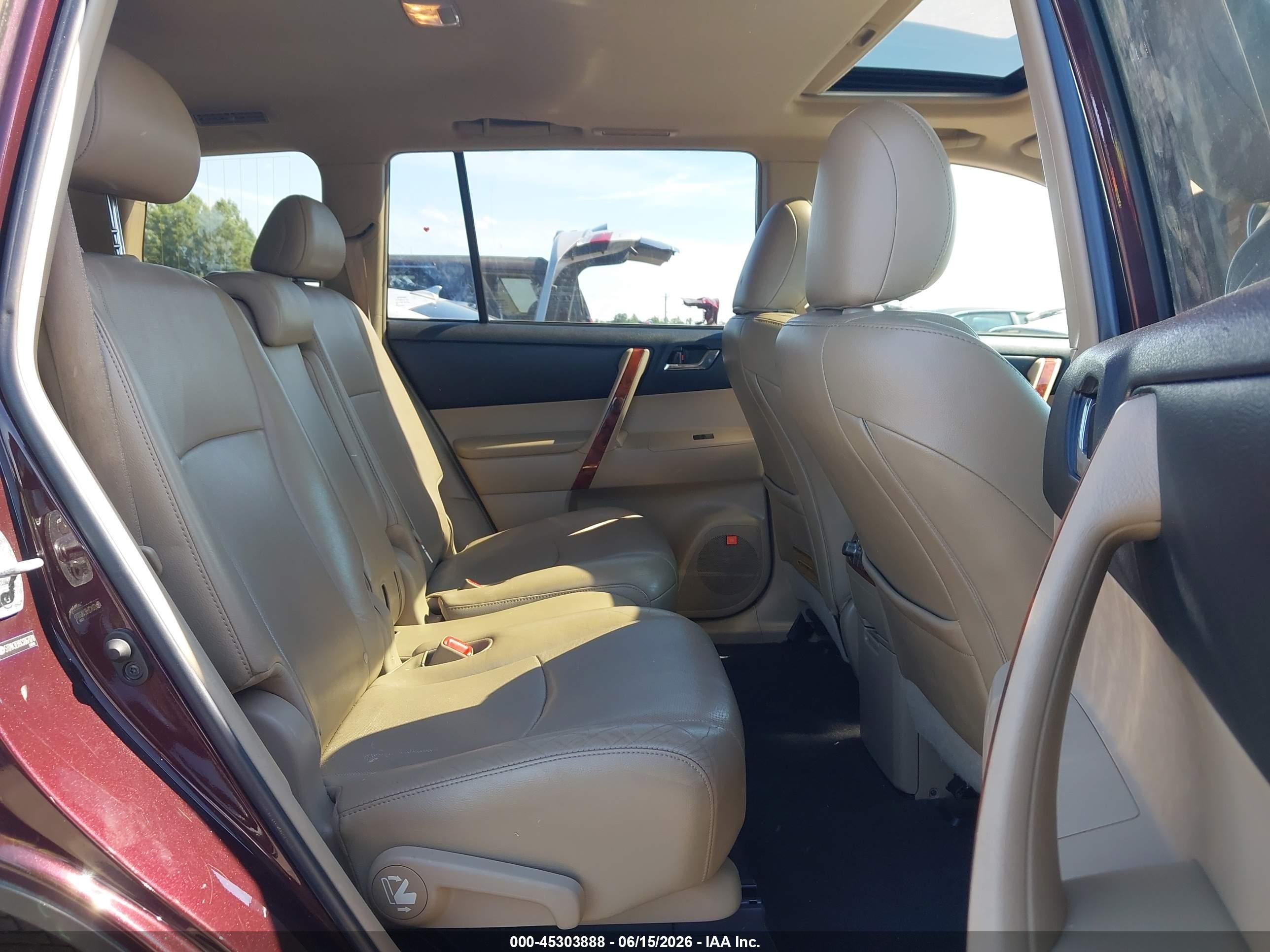 2012 Toyota Highlander Limited V6 Maroon vin: 5TDYK3EH9CS067078