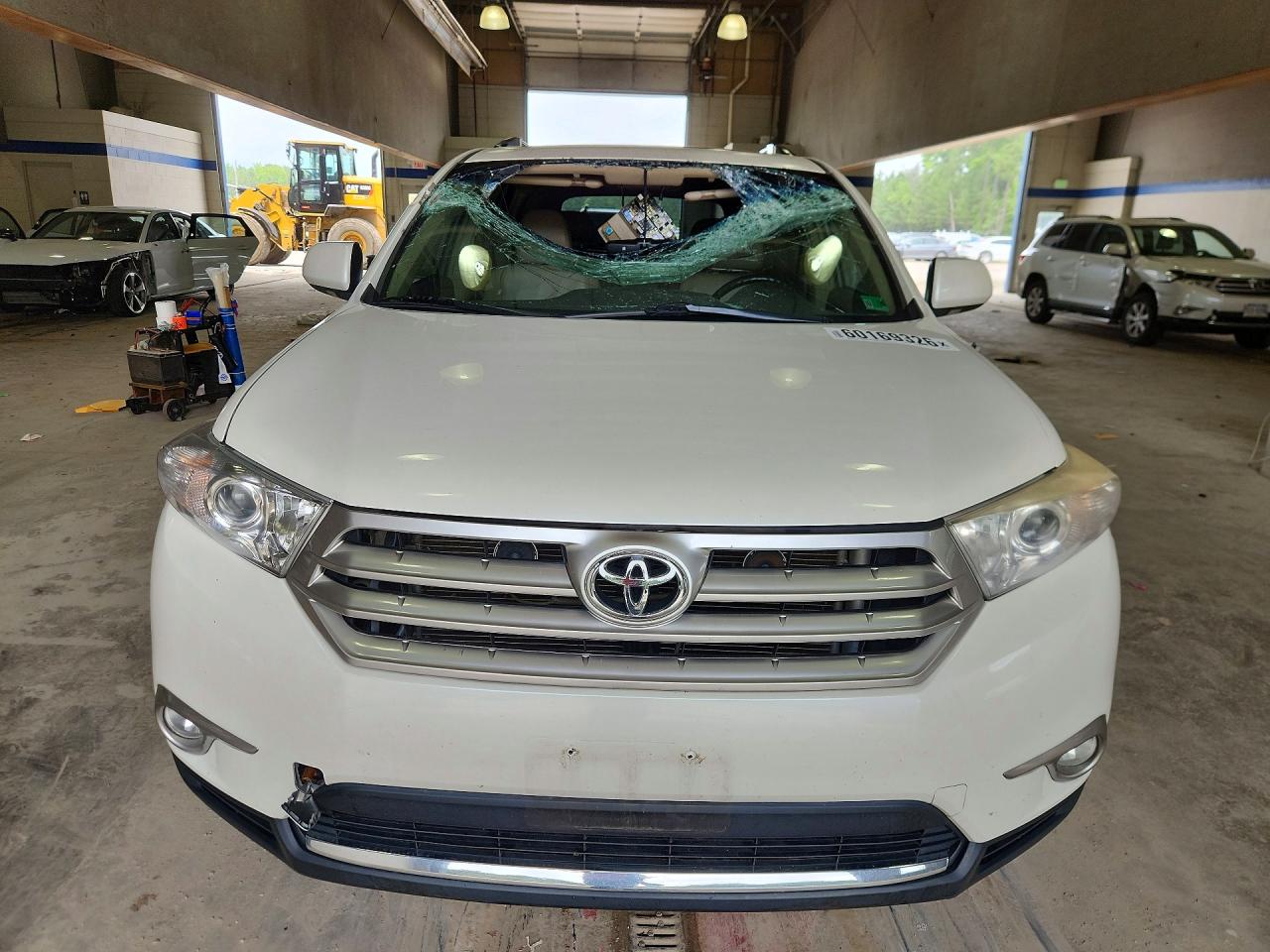 2012 Toyota Highlander Limited White vin: 5TDYK3EH9CS071230
