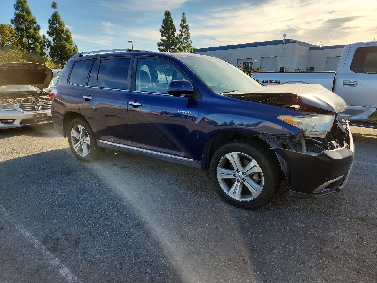 2012 Toyota Highlander Limited Blue vin: 5TDYK3EH9CS082373