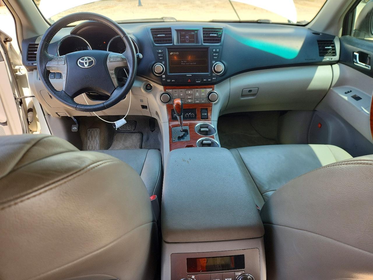 2010 Toyota Highlander Limited White vin: 5TDYK3EHXAS005668